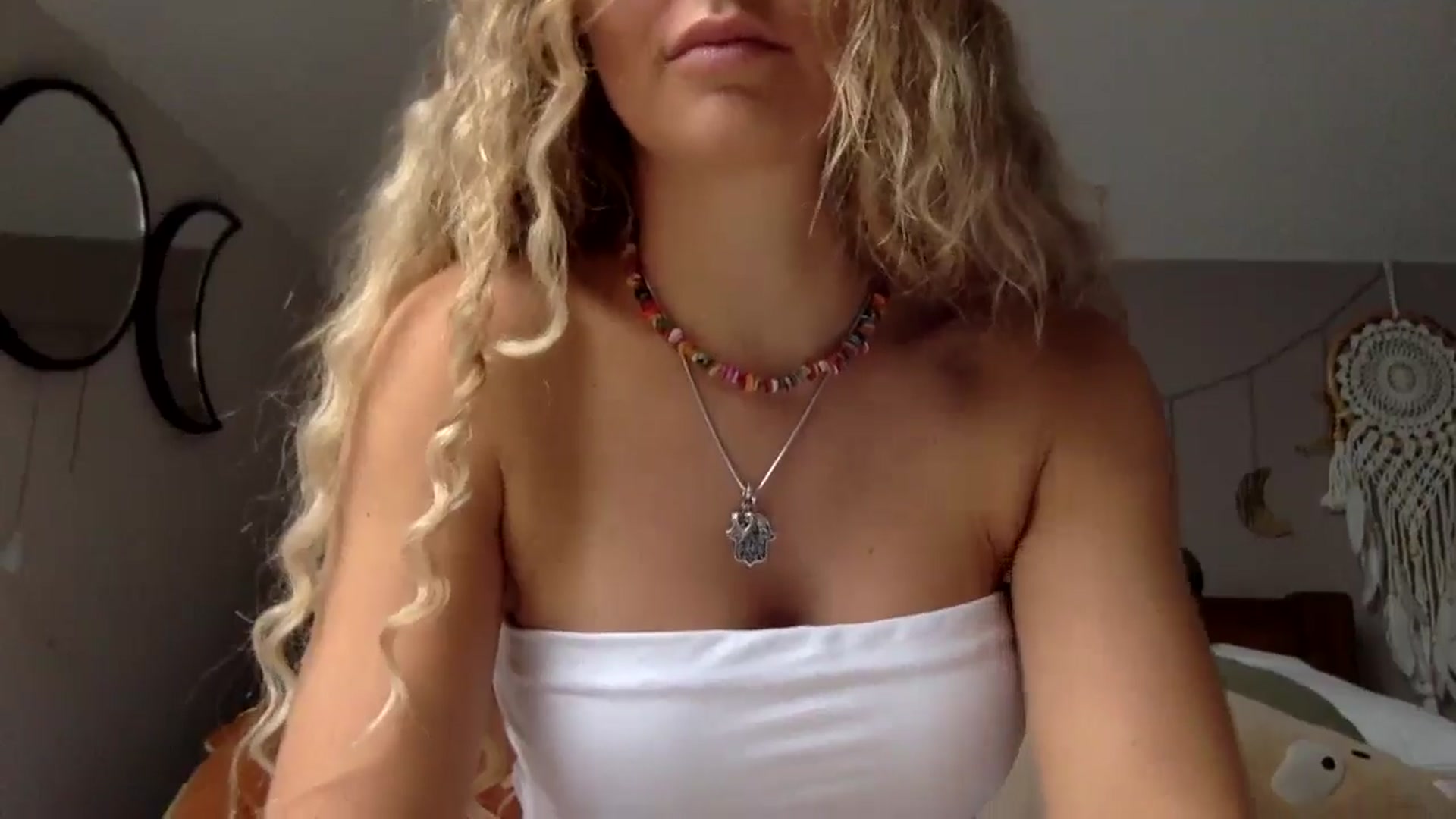 Gallery image thumbnail from Angeleska's myfreecams stream on, 11/02/2024, 13:25 image 19 of 20