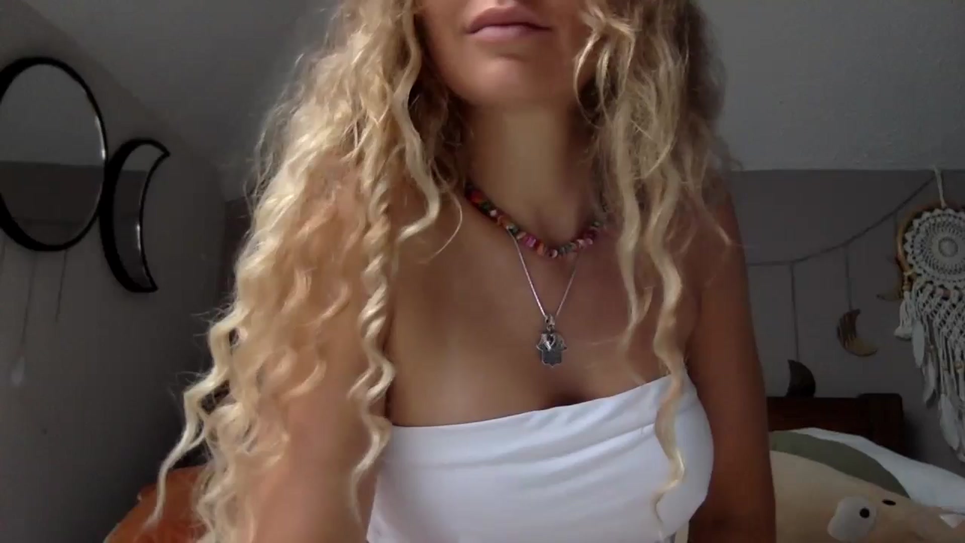 Gallery image thumbnail from Angeleska's myfreecams stream on, 11/02/2024, 14:11 image 15 of 20