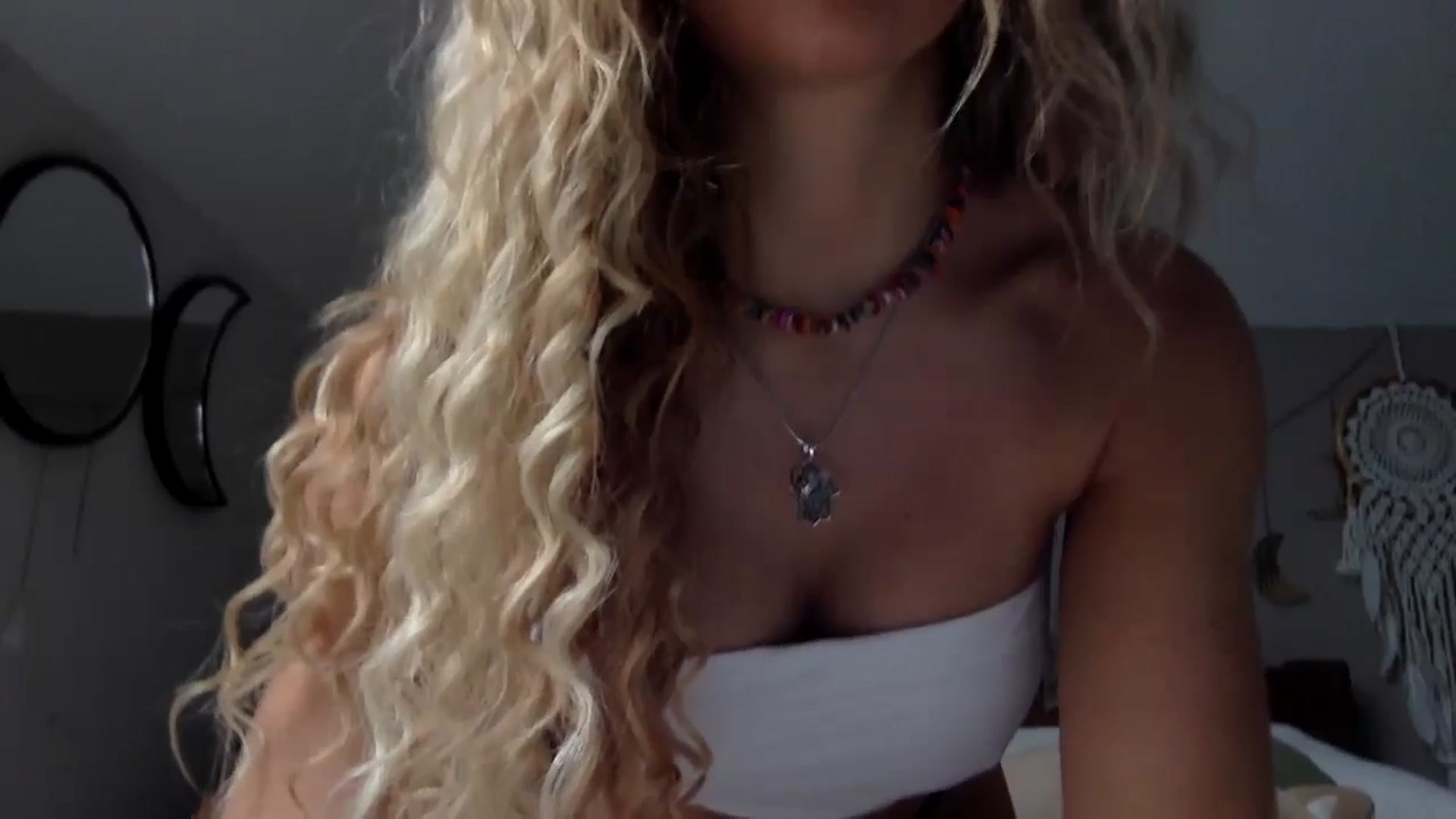 Gallery image thumbnail from Angeleska's myfreecams stream on, 11/02/2024, 14:11 image 3 of 20