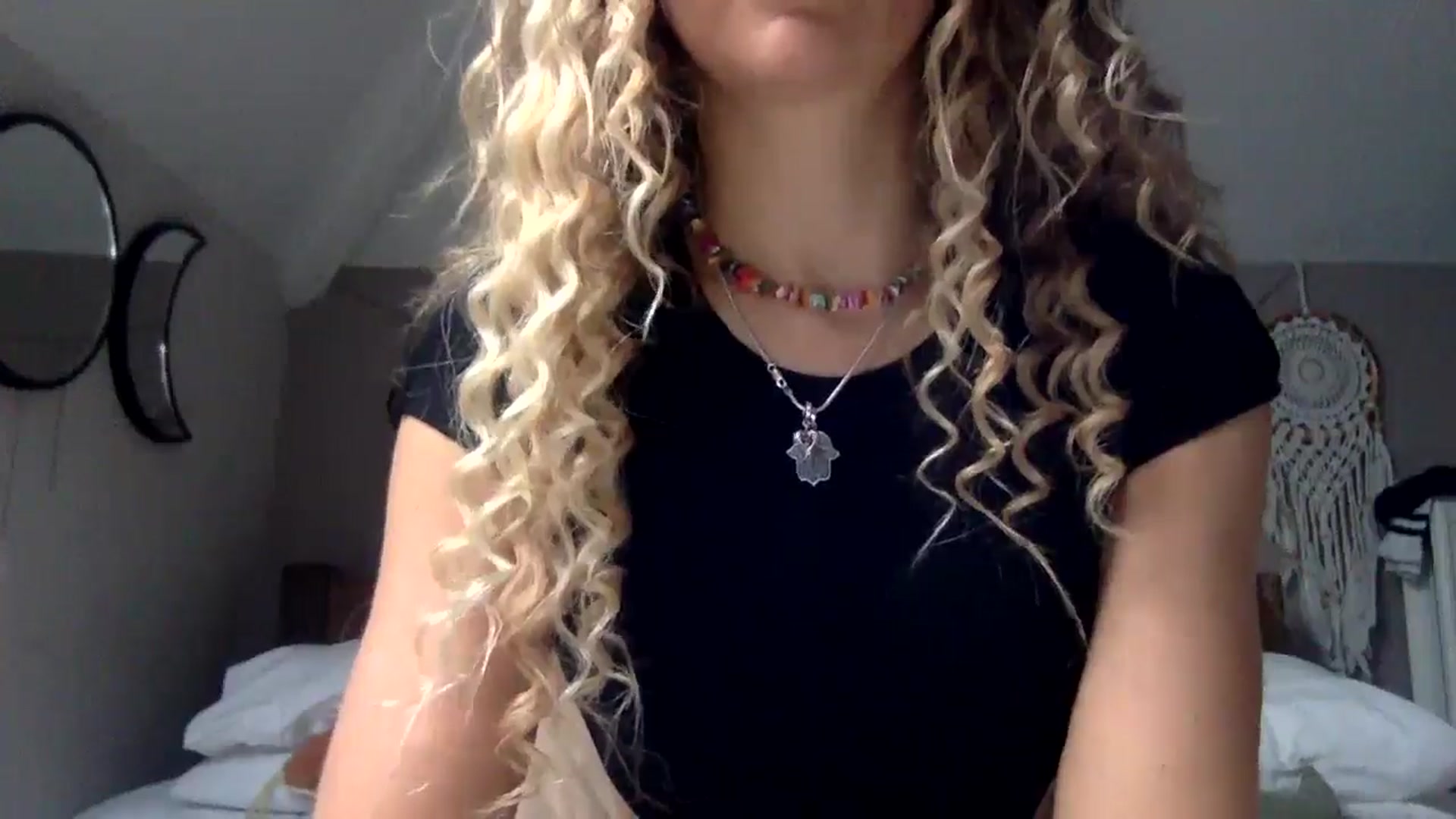Gallery image thumbnail from Angeleska's myfreecams stream on, 11/08/2024, 14:16 image 20 of 20