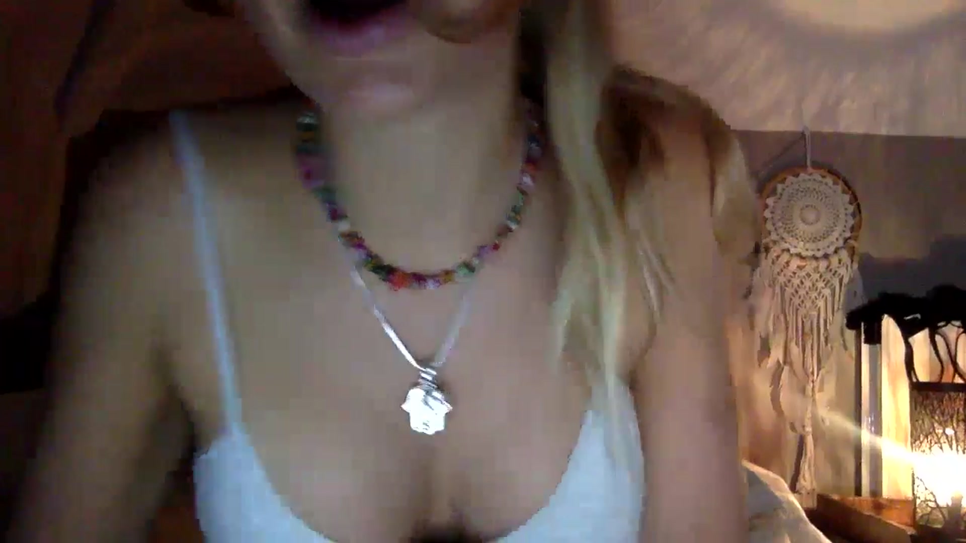 Gallery image thumbnail from Angeleska's myfreecams stream on, 11/19/2024, 21:27 image 8 of 20