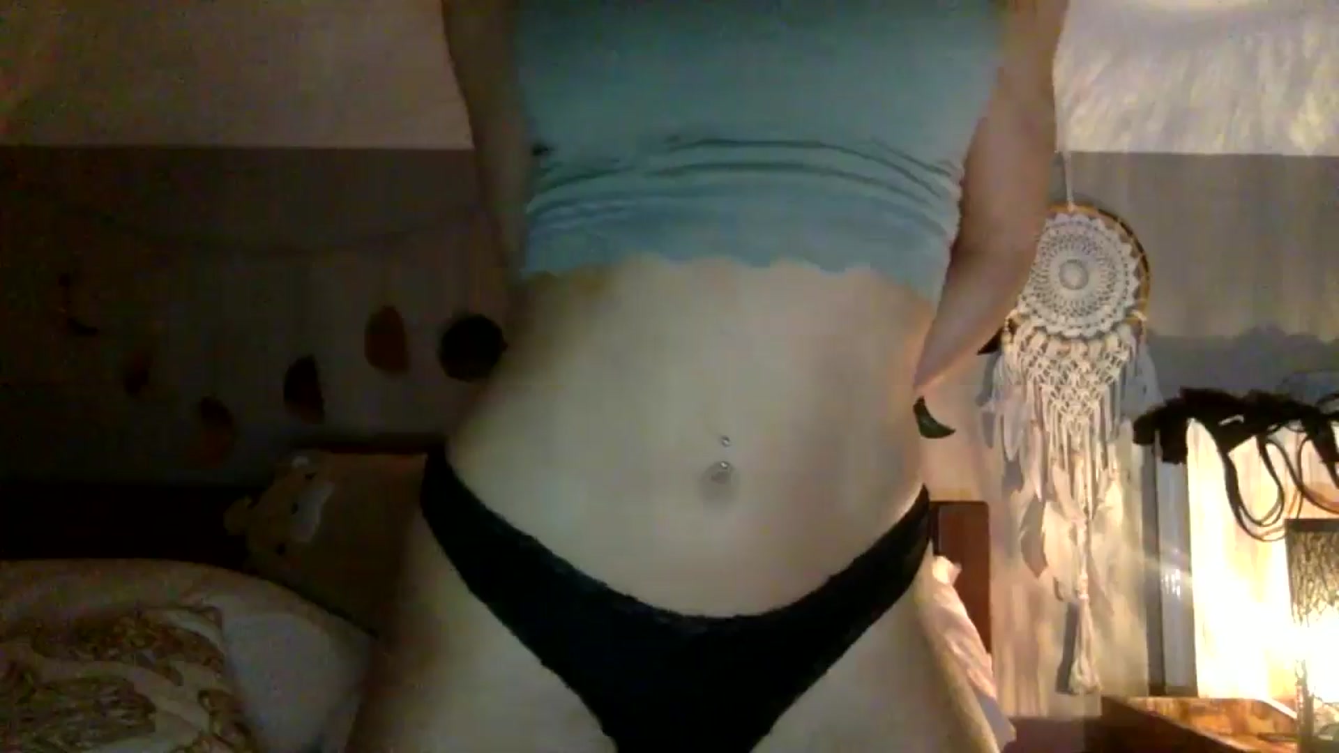 Gallery image thumbnail from Angeleska's myfreecams stream on, 11/20/2024, 18:08 image 9 of 20