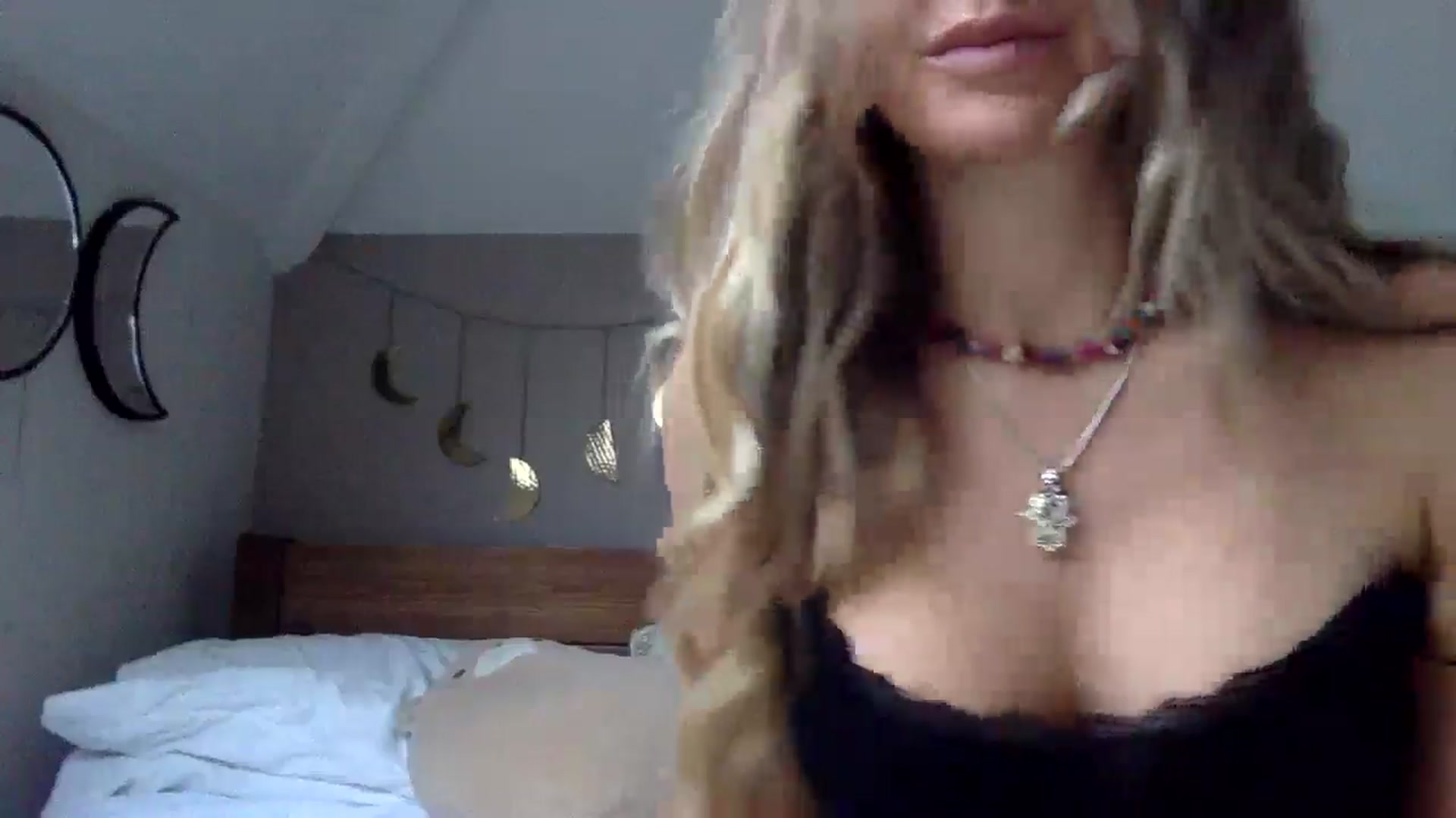 Gallery image thumbnail from Angeleska's myfreecams stream on, 11/22/2024, 15:12 image 20 of 20