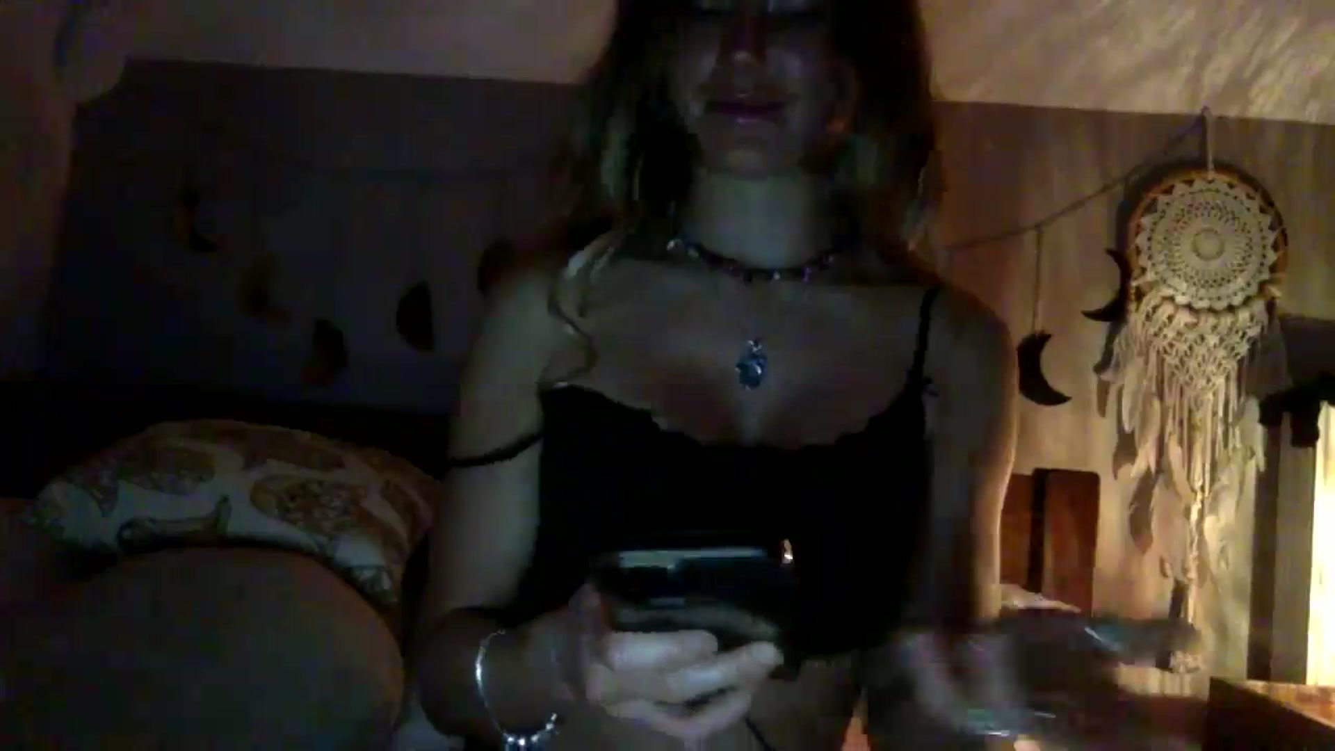 Gallery image thumbnail from Angeleska's myfreecams stream on, 11/22/2024, 23:07 image 12 of 20