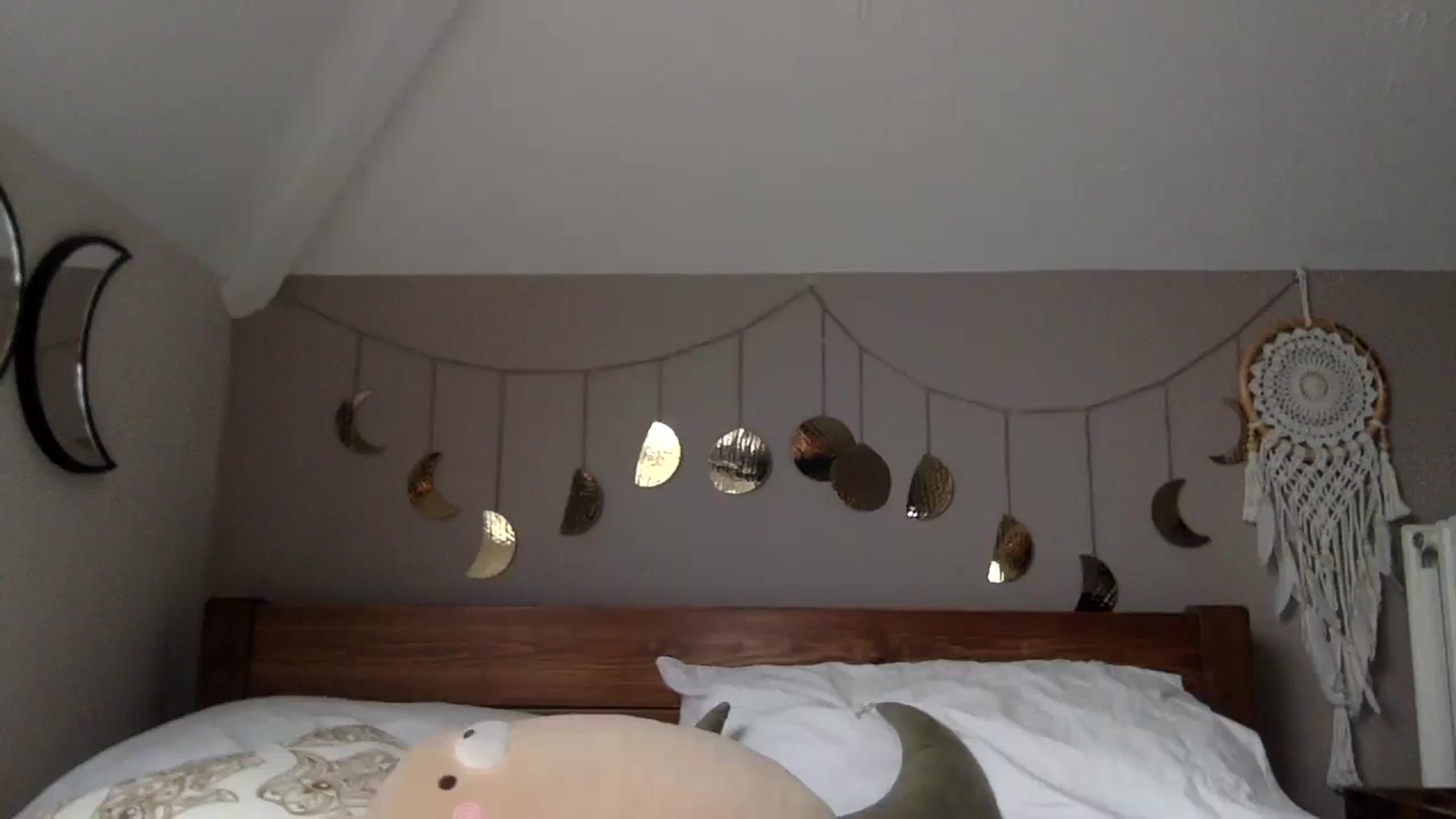 Gallery image thumbnail from Angeleska's myfreecams stream on, 12/28/2024, 13:25 image 18 of 20
