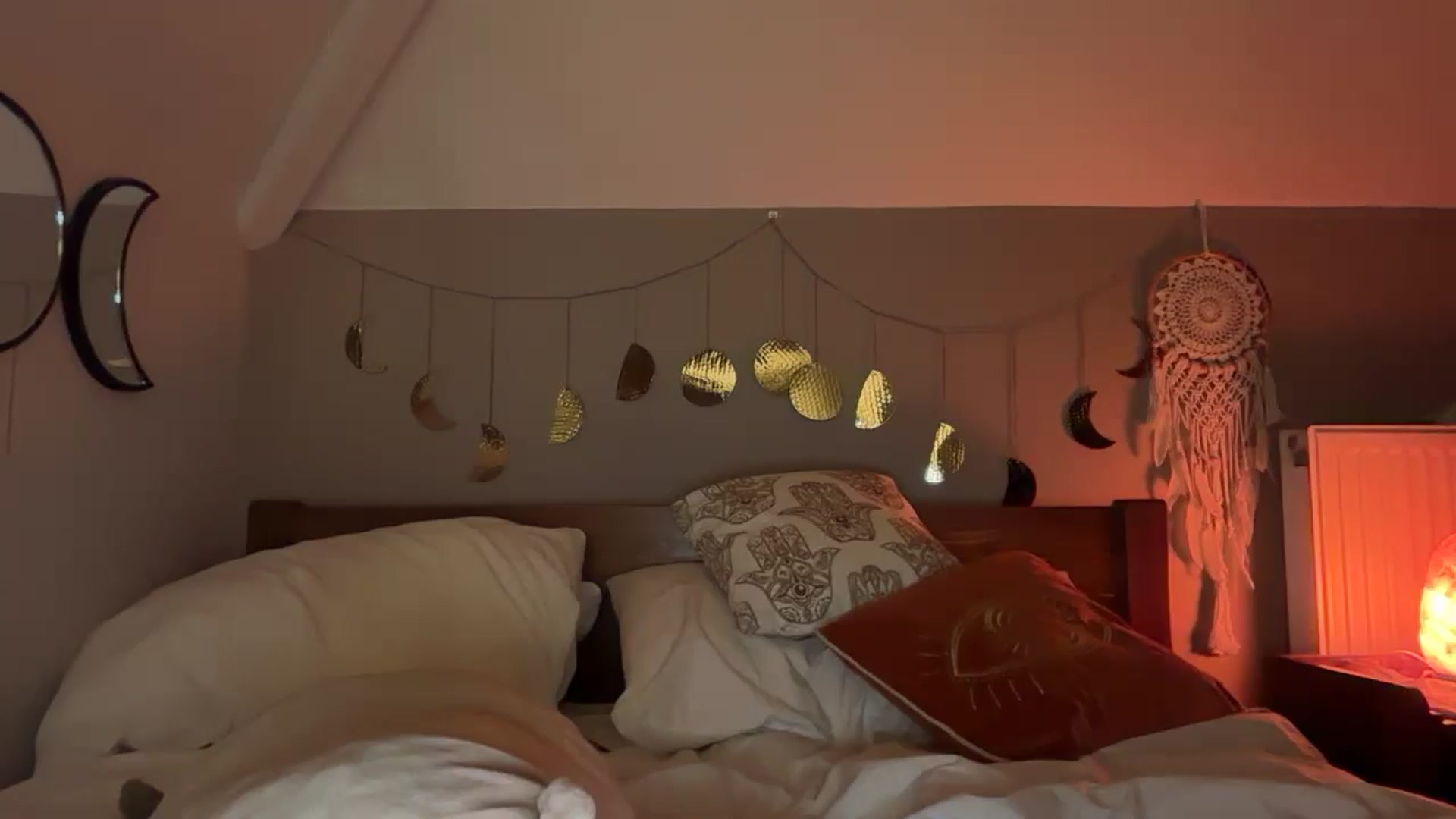 Gallery image thumbnail from Angeleska's myfreecams stream on, 01/01/2025, 18:57 image 7 of 20