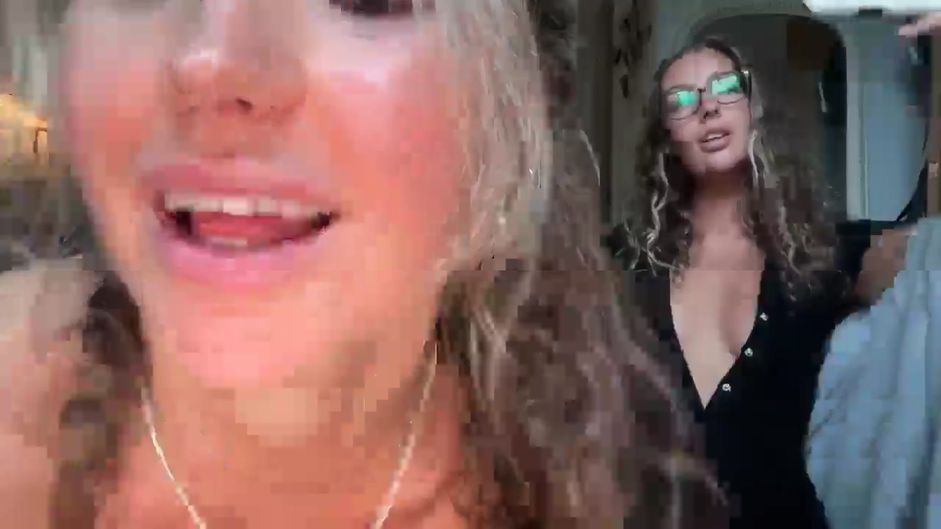 Gallery image thumbnail from Angeleska's myfreecams stream on, 05/27/2025, 20:02 image 4 of 20
