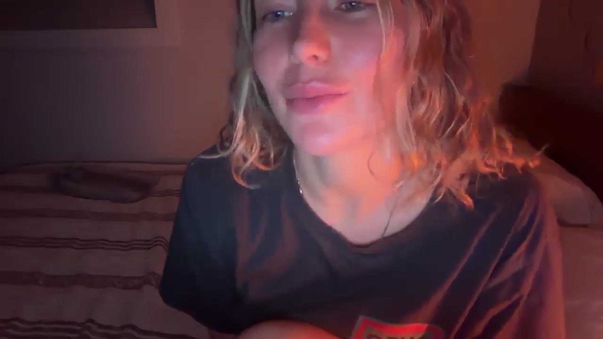 Gallery image thumbnail from Angeleska's myfreecams stream on, 01/20/2026, 20:29 image 5 of 20