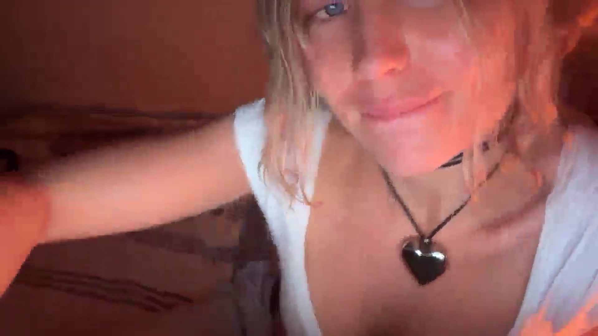 Gallery image thumbnail from Angeleska's myfreecams stream on, 01/23/2026, 23:01 image 8 of 20