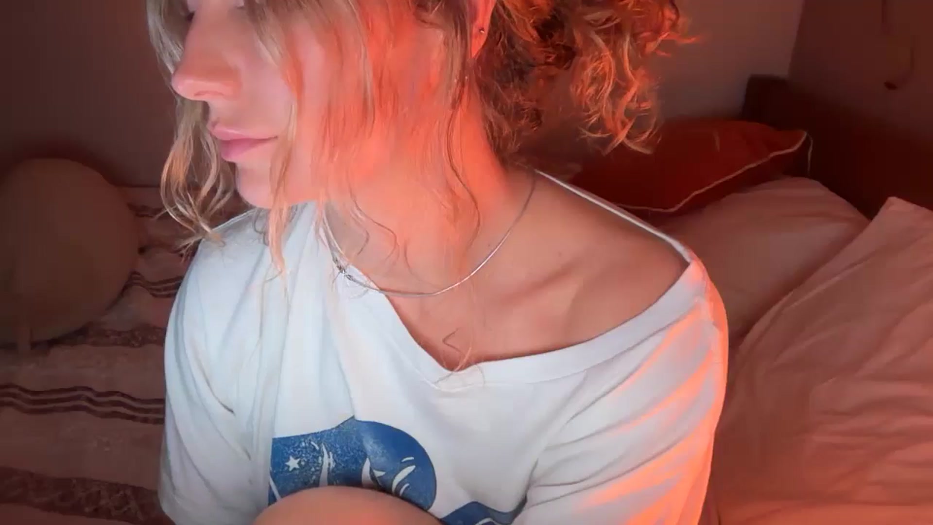 Gallery image thumbnail from Angeleska's myfreecams stream on, 02/19/2026, 20:35 image 20 of 20