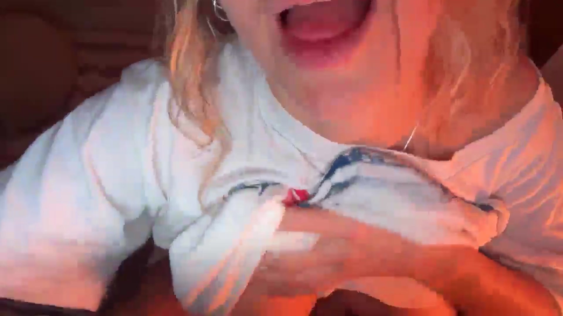 Gallery image thumbnail from Angeleska's myfreecams stream on, 02/19/2026, 21:45 image 20 of 20