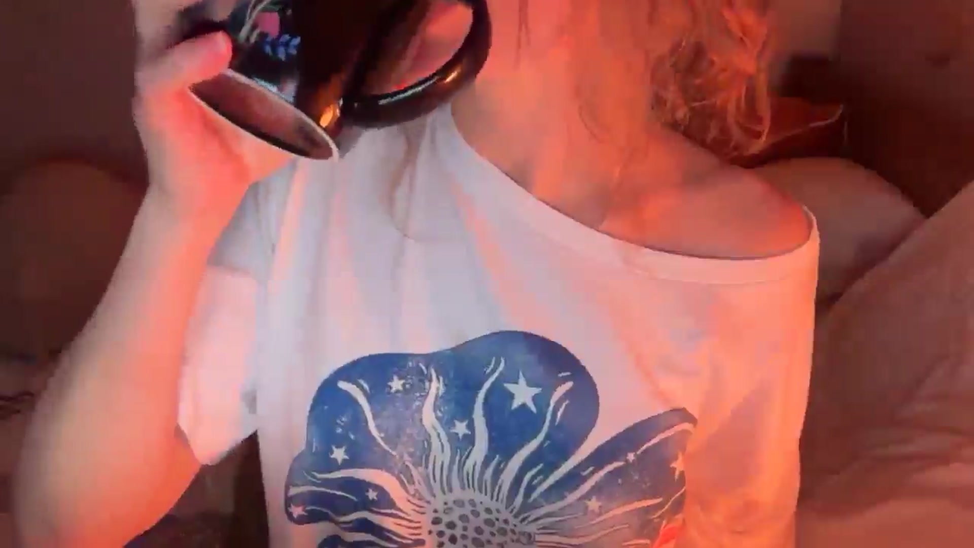 Gallery image thumbnail from Angeleska's myfreecams stream on, 02/19/2026, 21:45 image 3 of 20