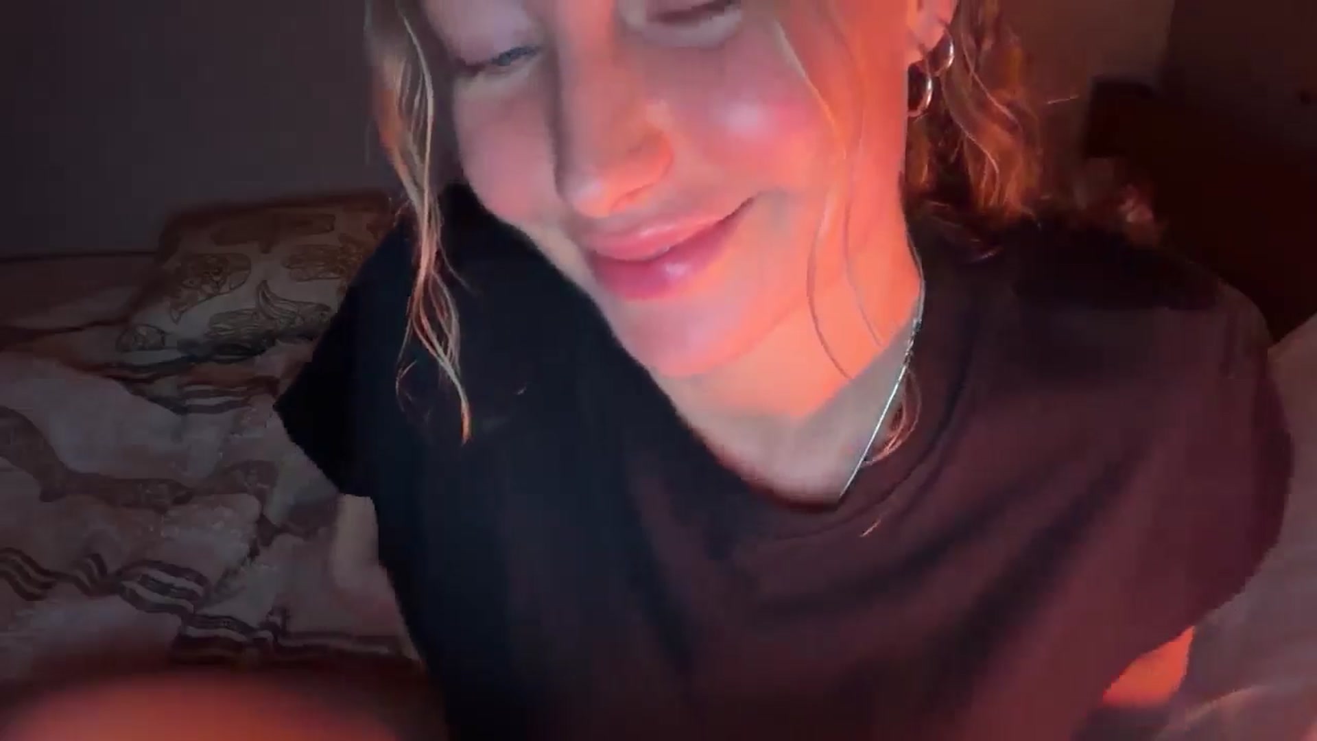 Gallery image thumbnail from Angeleska's myfreecams stream on, 02/20/2026, 22:27 image 4 of 20