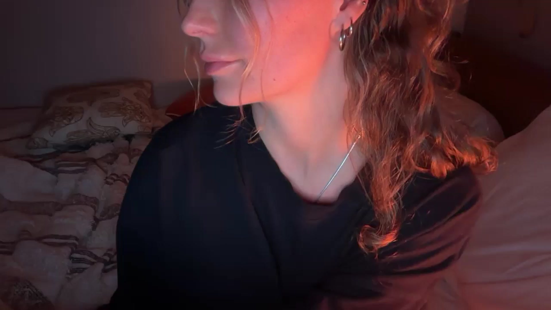 Gallery image thumbnail from Angeleska's myfreecams stream on, 02/20/2026, 22:27 image 1 of 20