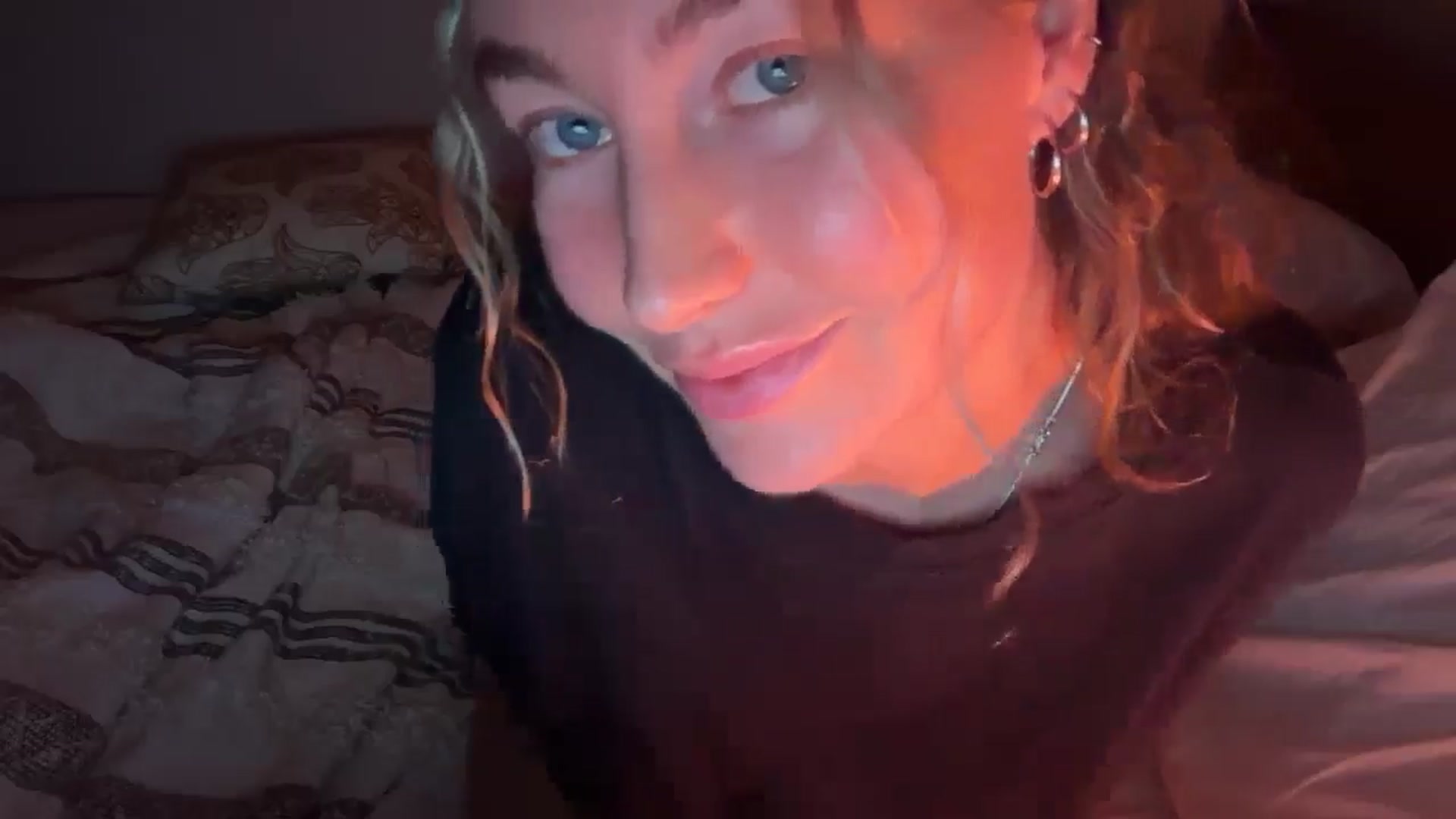 Gallery image thumbnail from Angeleska's myfreecams stream on, 02/20/2026, 22:27 image 11 of 20