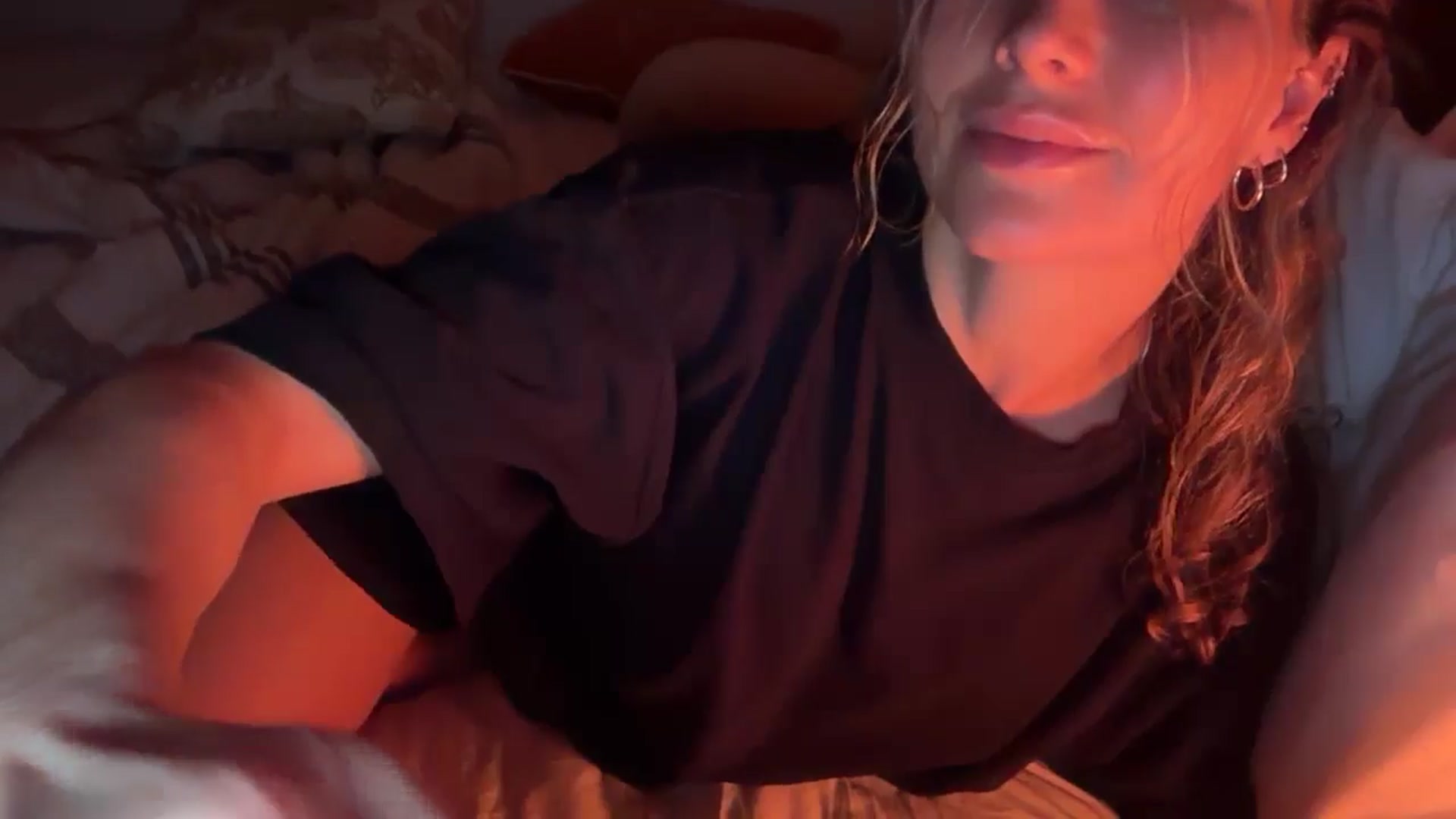Gallery image thumbnail from Angeleska's myfreecams stream on, 02/20/2026, 22:27 image 18 of 20