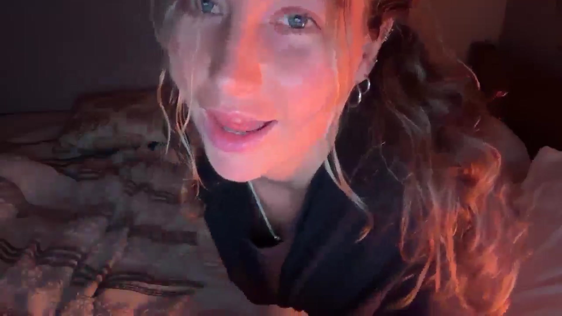 Gallery image thumbnail from Angeleska's myfreecams stream on, 02/20/2026, 22:27 image 14 of 20