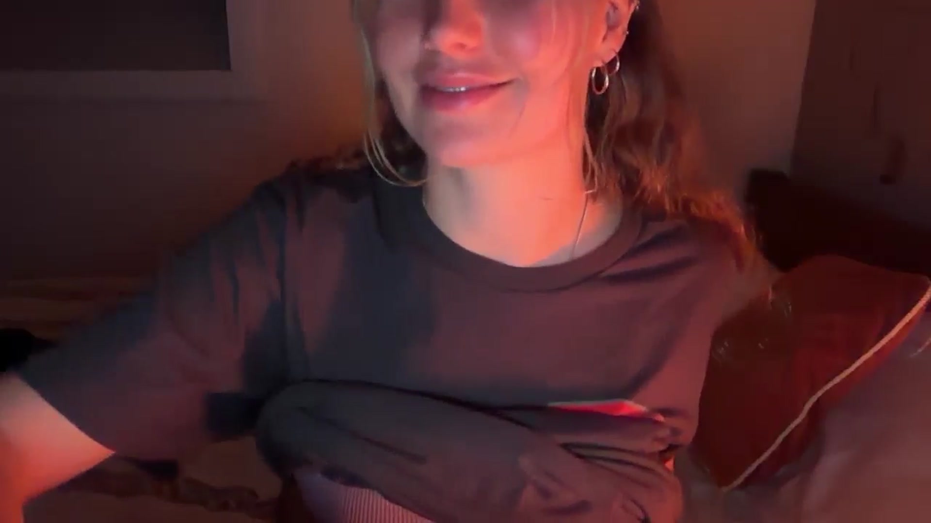 Gallery image thumbnail from Angeleska's myfreecams stream on, 02/22/2026, 22:37 image 3 of 20