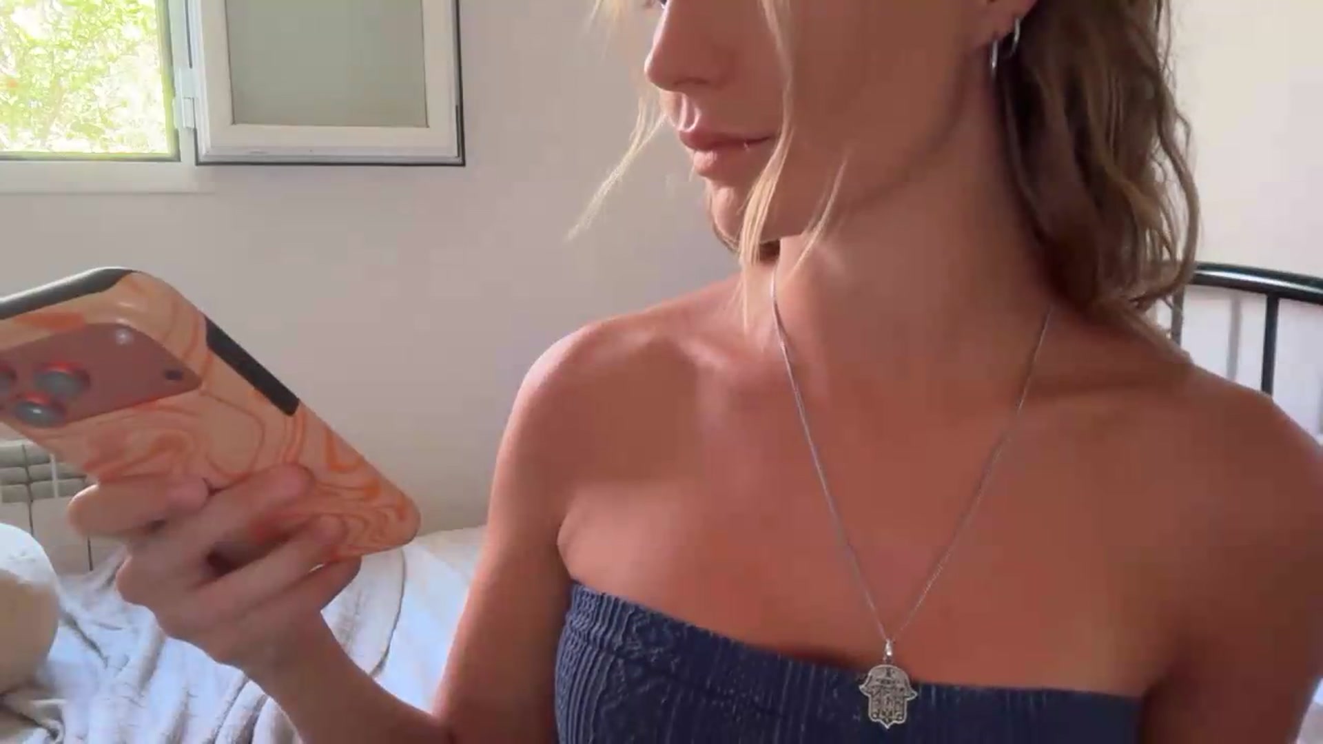 Gallery image thumbnail from Angeleska's myfreecams stream on, 06/22/2026, 16:56 image 12 of 20