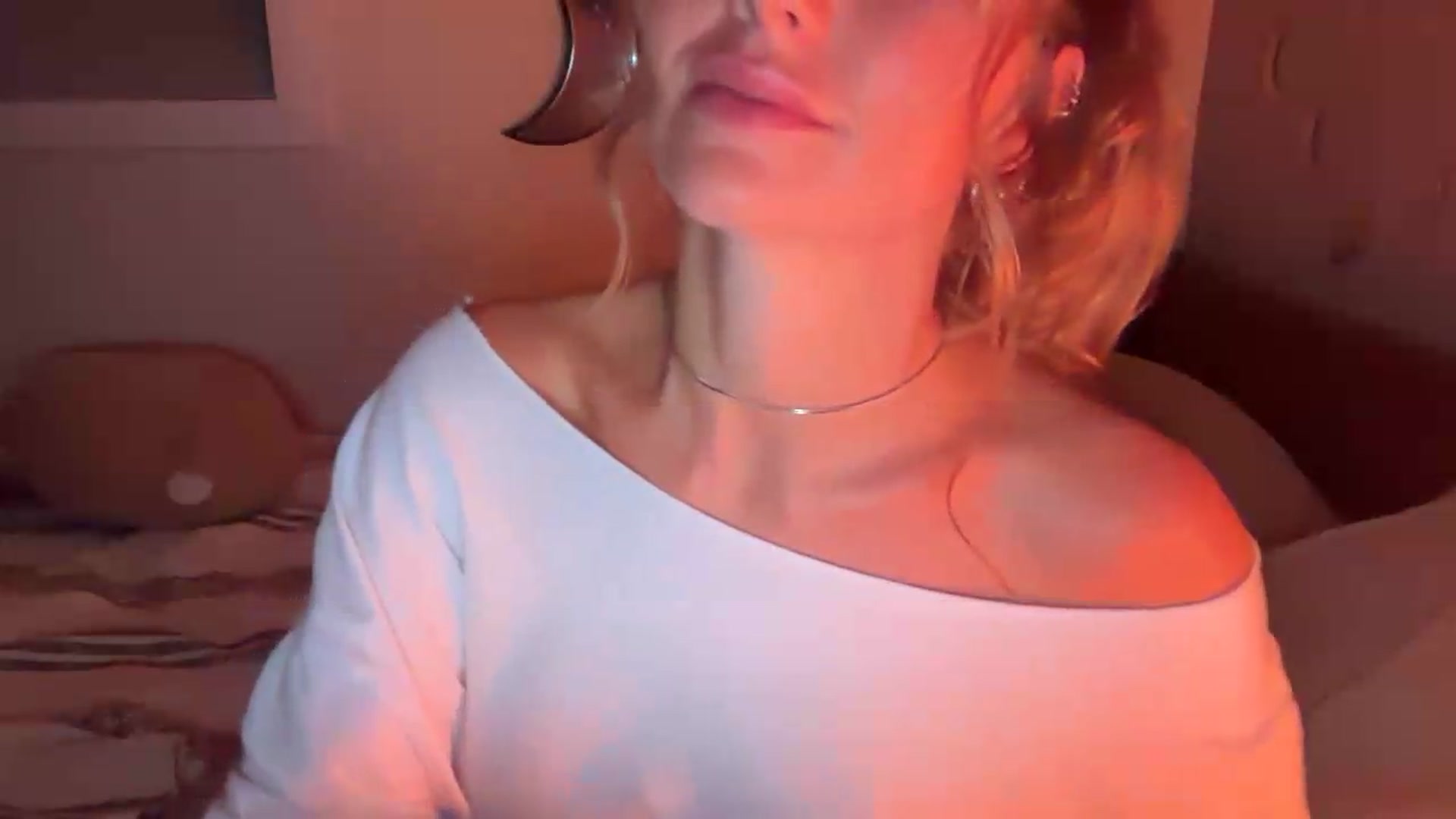 Gallery image thumbnail from Angeleska's myfreecams stream on, 09/11/2026, 20:45 image 15 of 20