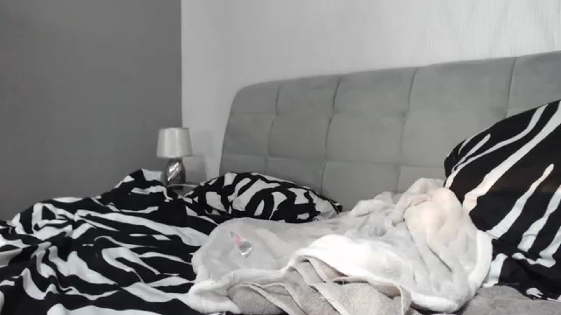 Gallery image thumbnail from Angeleyesblue's myfreecams stream on, 11/22/2022, 14:14 image 9 of 20