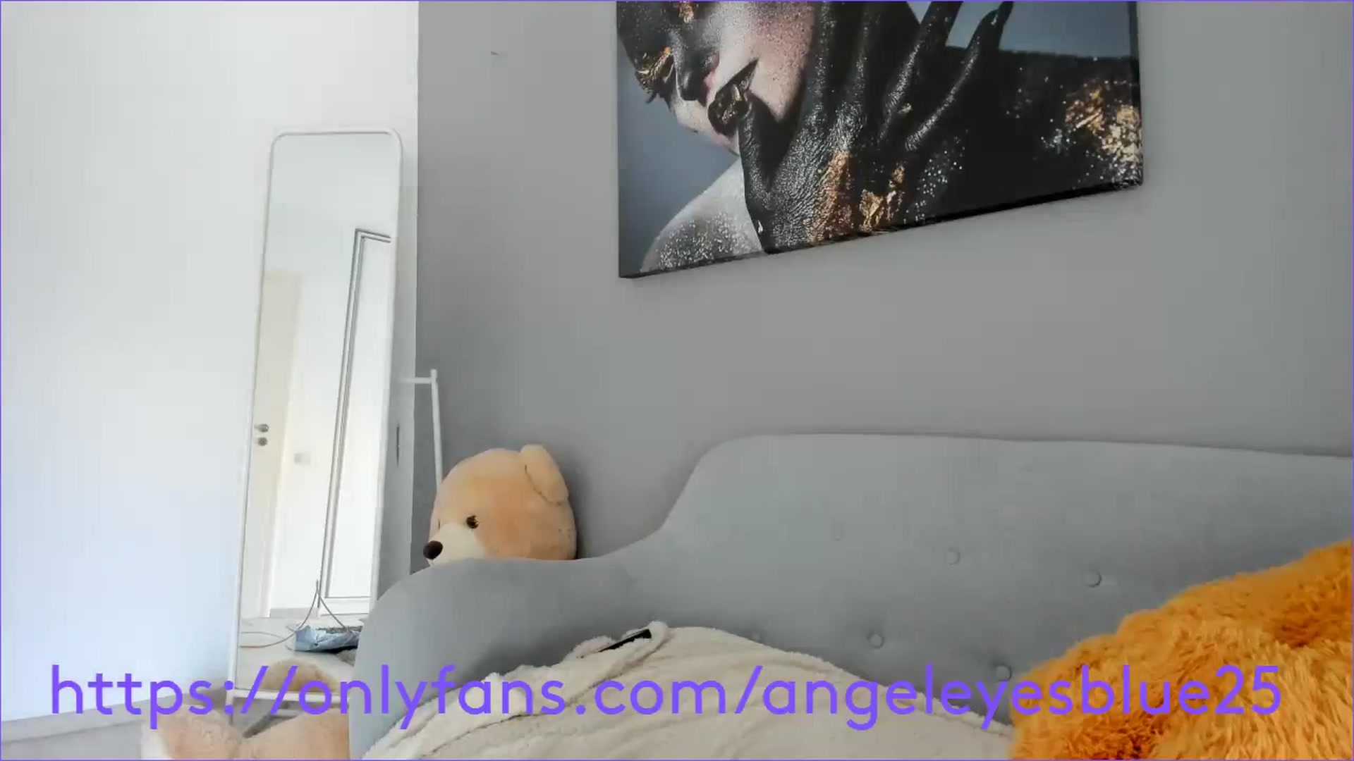 Gallery image thumbnail from Angeleyesblue's myfreecams stream on, 10/10/2024, 12:49 image 12 of 20