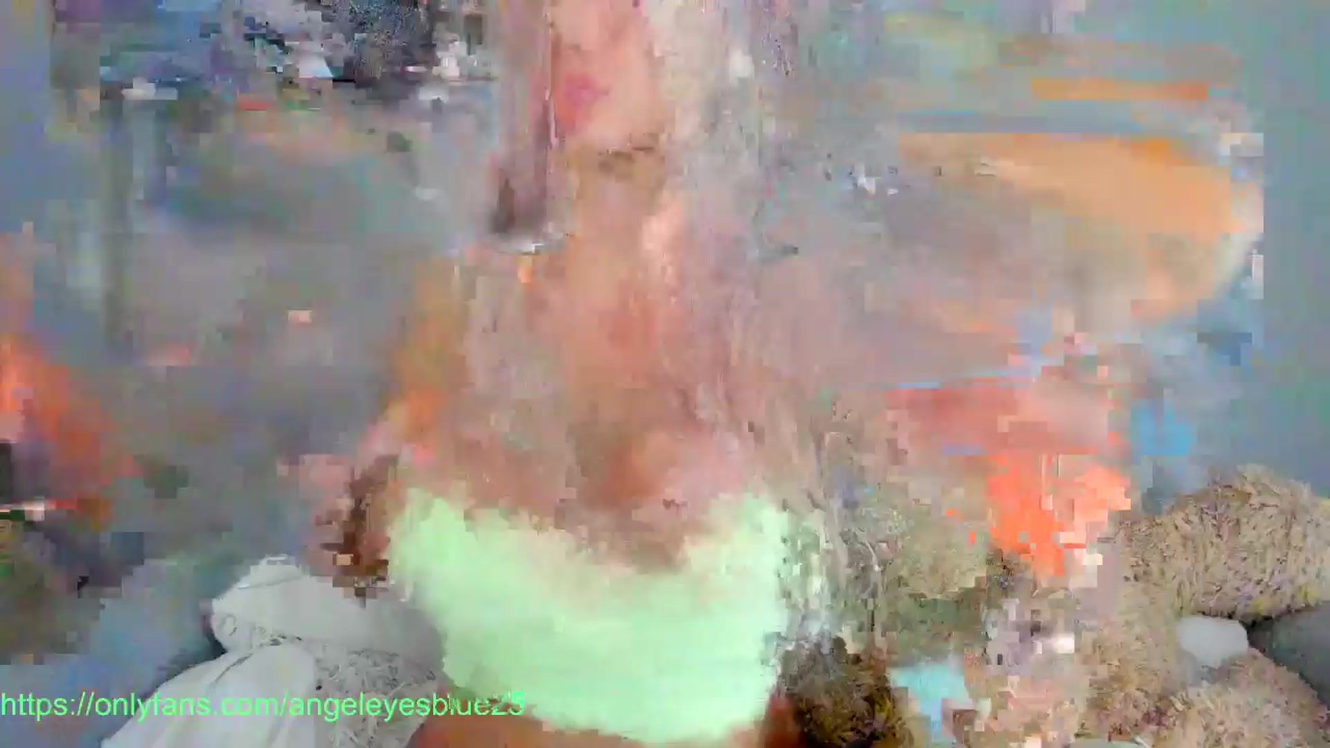 Gallery image thumbnail from Angeleyesblue's myfreecams stream on, 10/20/2024, 12:53 image 12 of 20