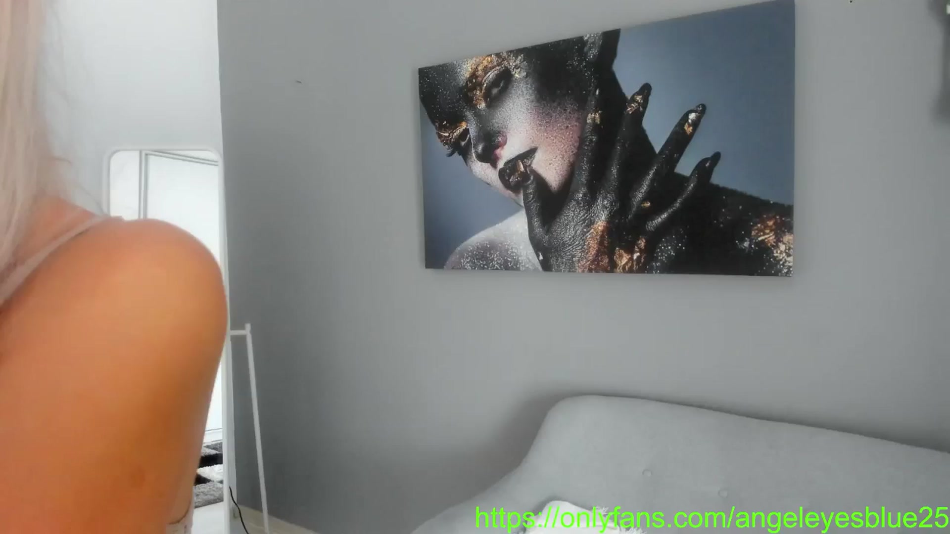 Gallery image thumbnail from Angeleyesblue's myfreecams stream on, 11/02/2024, 11:02 image 9 of 20