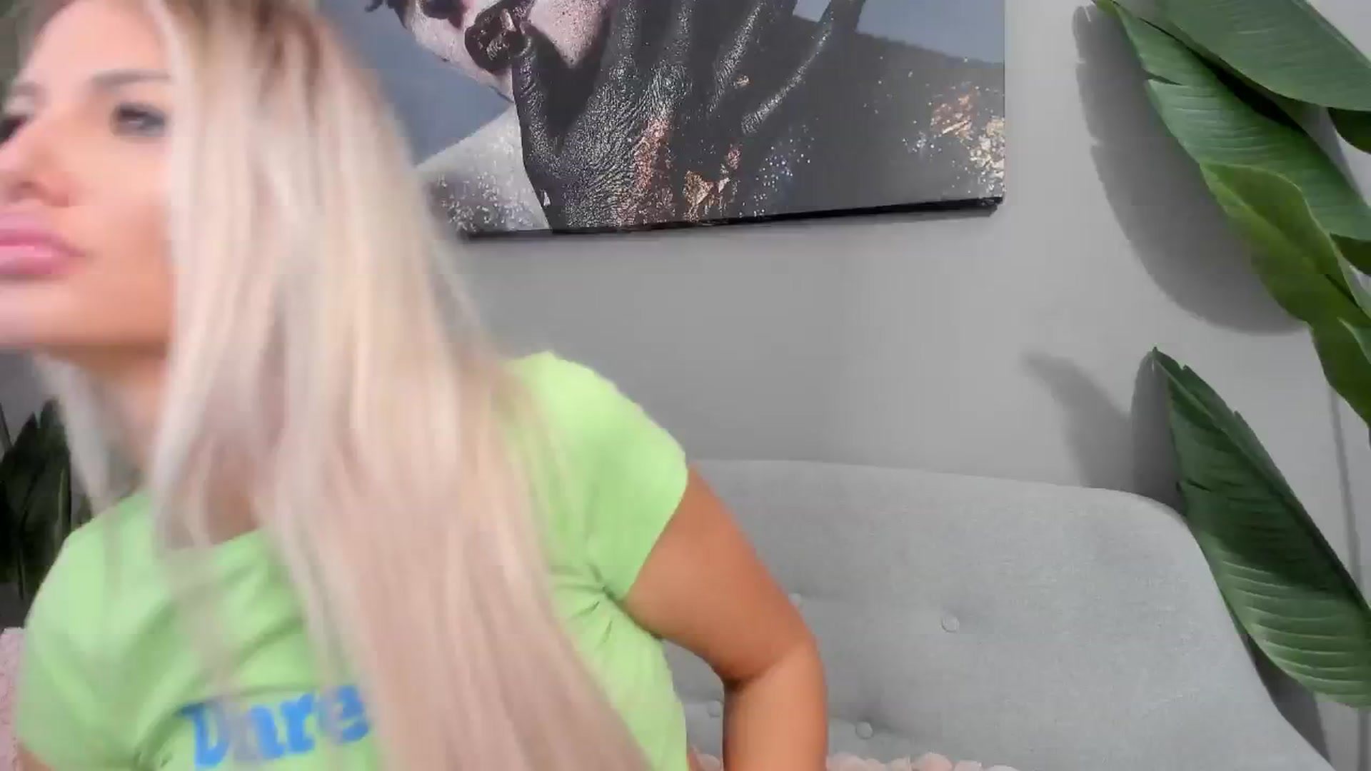 Gallery image thumbnail from Angeleyesblue's myfreecams stream on, 11/09/2024, 12:31 image 12 of 20