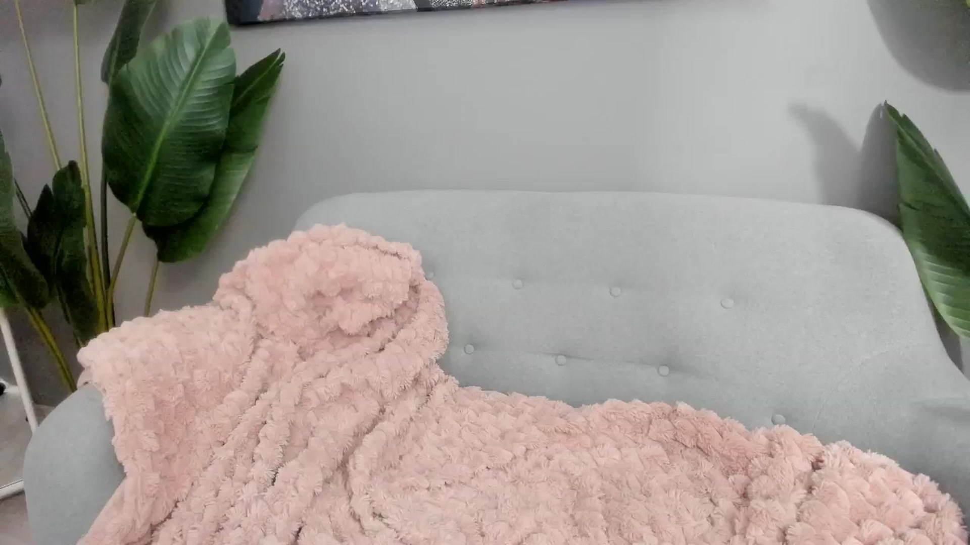 Gallery image thumbnail from Angeleyesblue's myfreecams stream on, 11/09/2024, 12:51 image 14 of 20