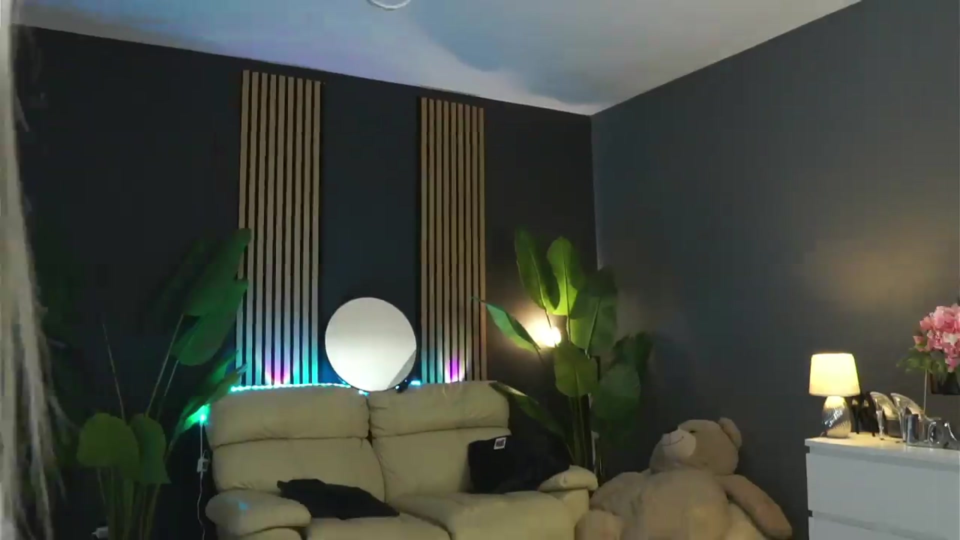 Gallery image thumbnail from Angeleyesblue's myfreecams stream on, 05/11/2026, 13:59 image 15 of 20