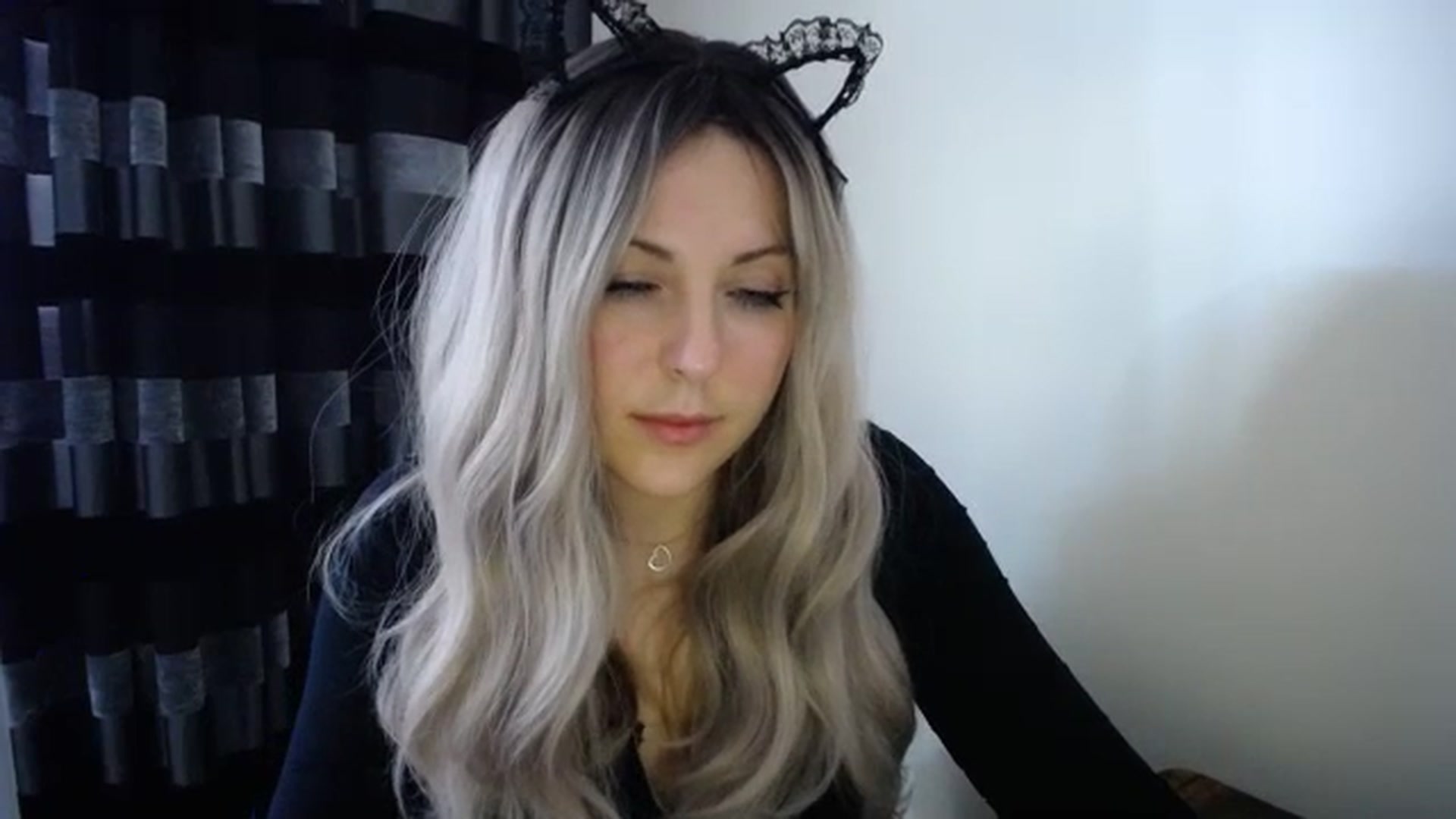 Gallery image thumbnail from AngelicLady's myfreecams stream on, 06/18/2024, 11:48 image 15 of 20
