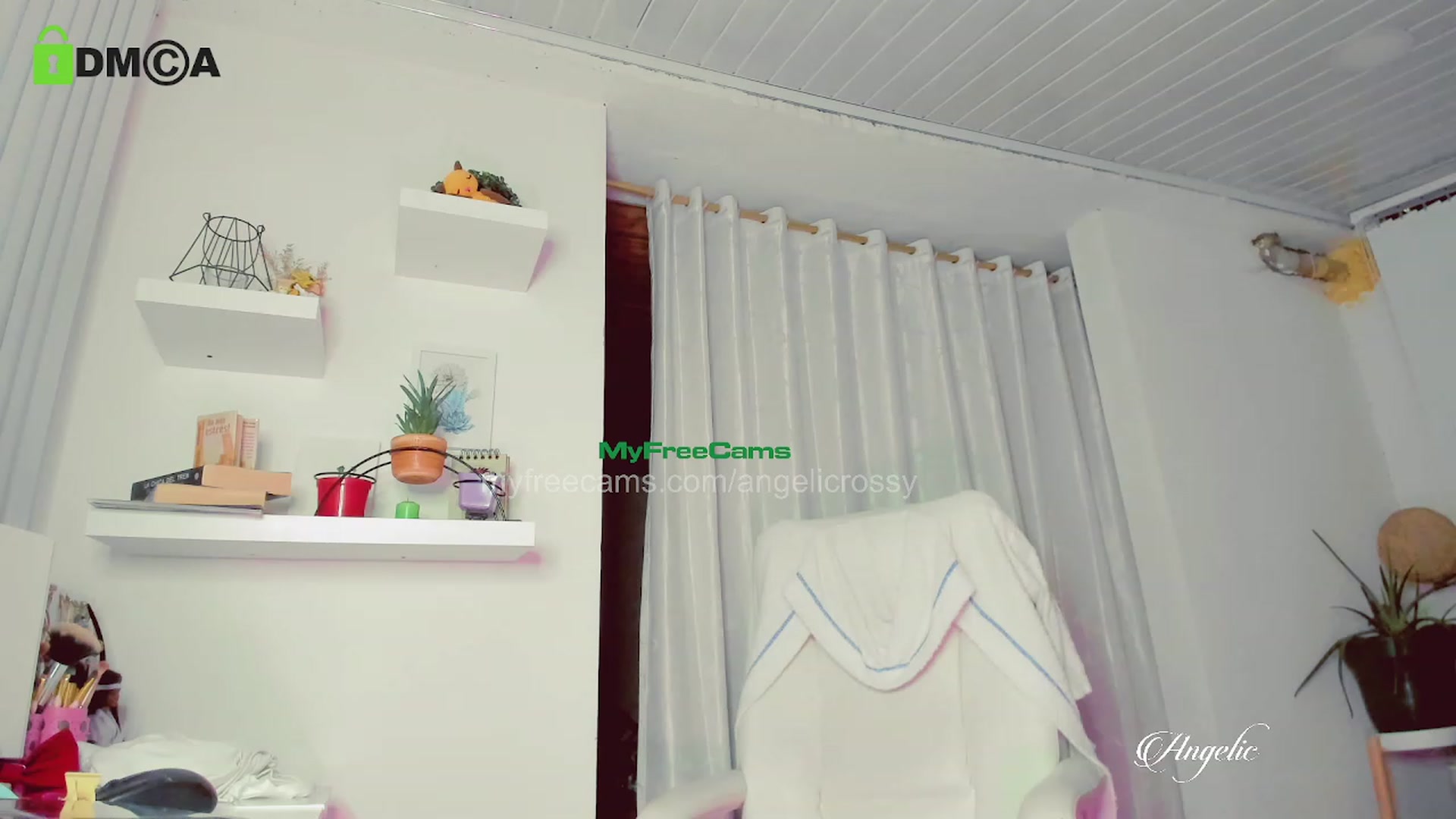 Gallery image thumbnail from AngelicRossy's myfreecams stream on, 02/23/2023, 24:05 image 15 of 20