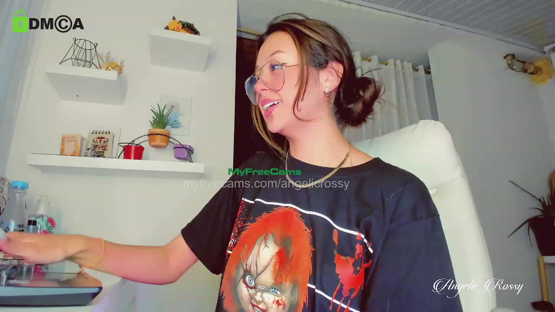 Gallery image thumbnail from AngelicRossy's myfreecams stream on, 03/16/2023, 01:06 image 8 of 20