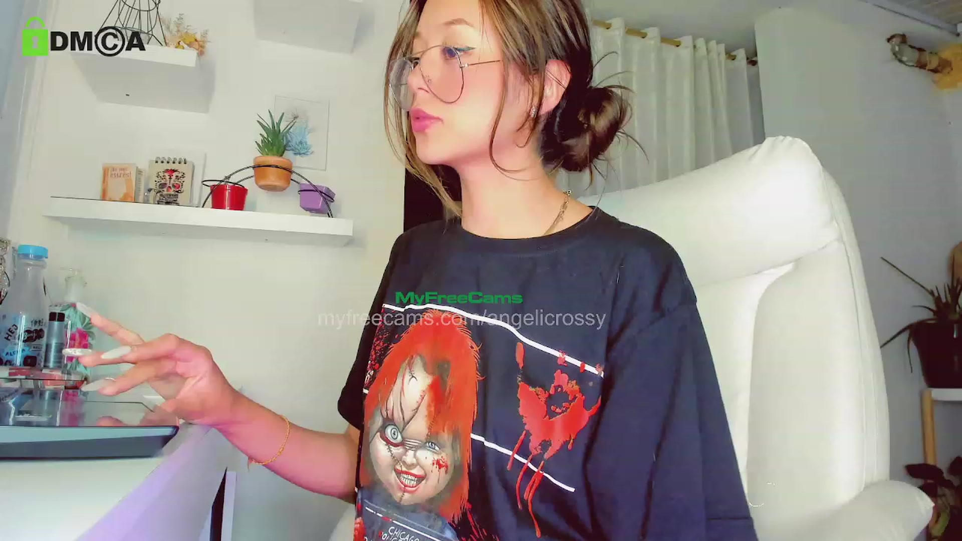 Gallery image thumbnail from AngelicRossy's myfreecams stream on, 03/16/2023, 01:06 image 3 of 20
