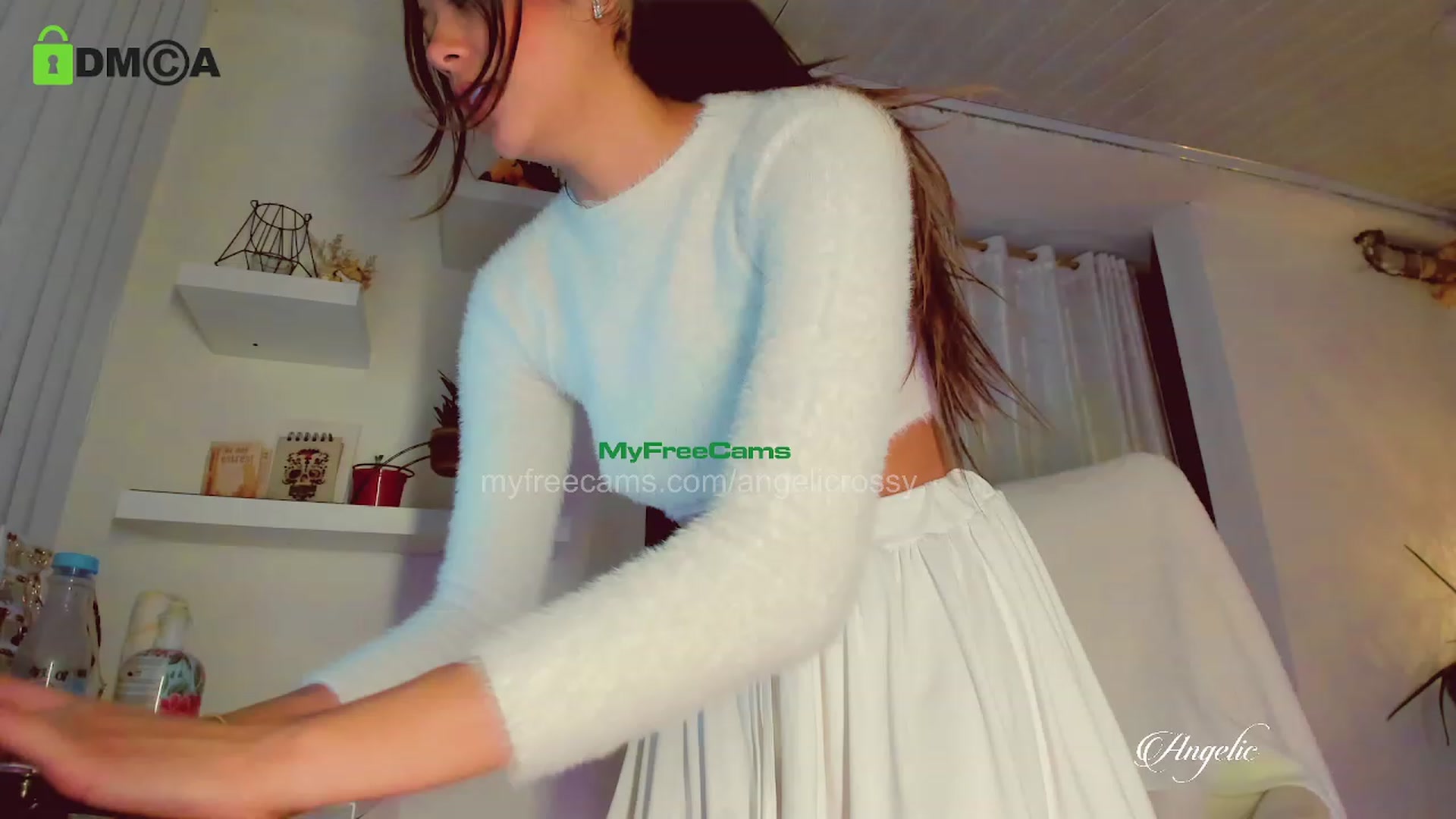 Gallery image thumbnail from AngelicRossy's myfreecams stream on, 03/25/2023, 24:39 image 19 of 20