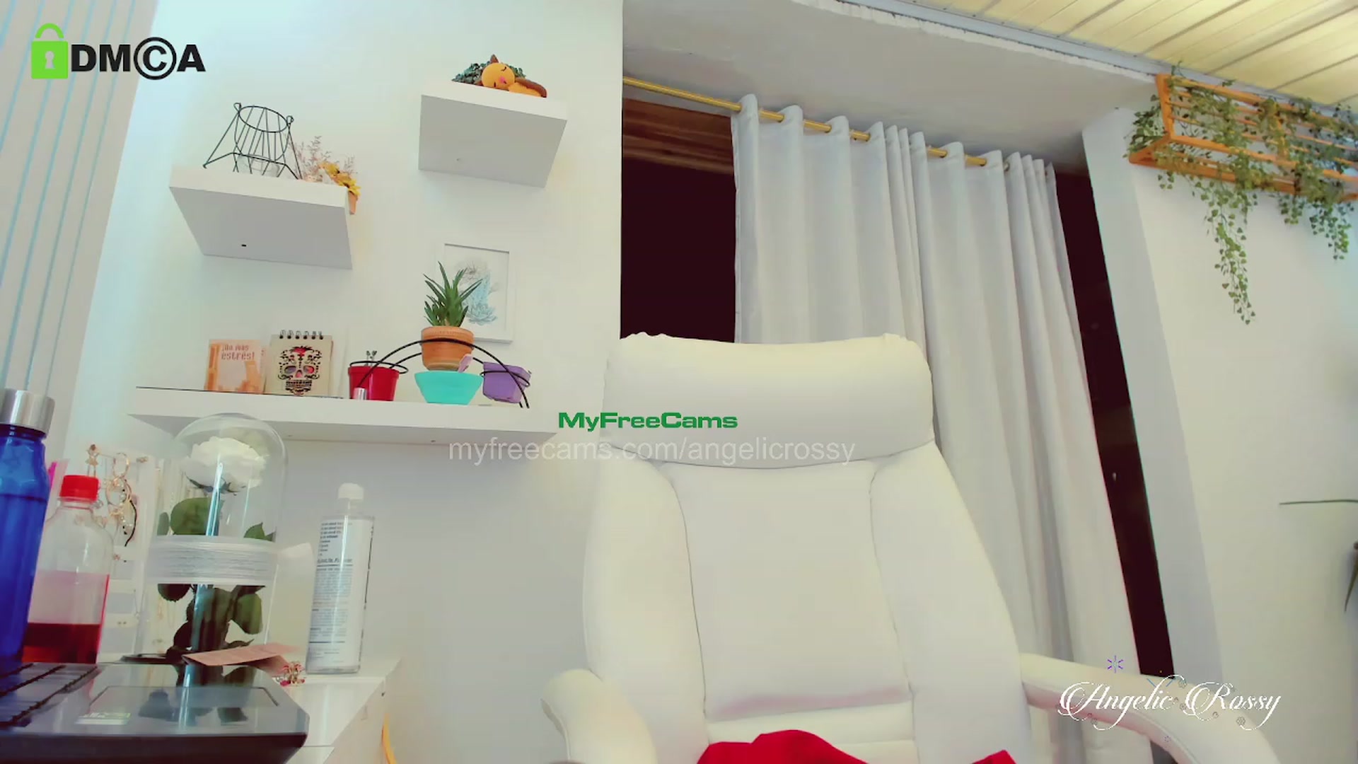 Gallery image thumbnail from AngelicRossy's myfreecams stream on, 05/24/2023, 18:15 image 5 of 20