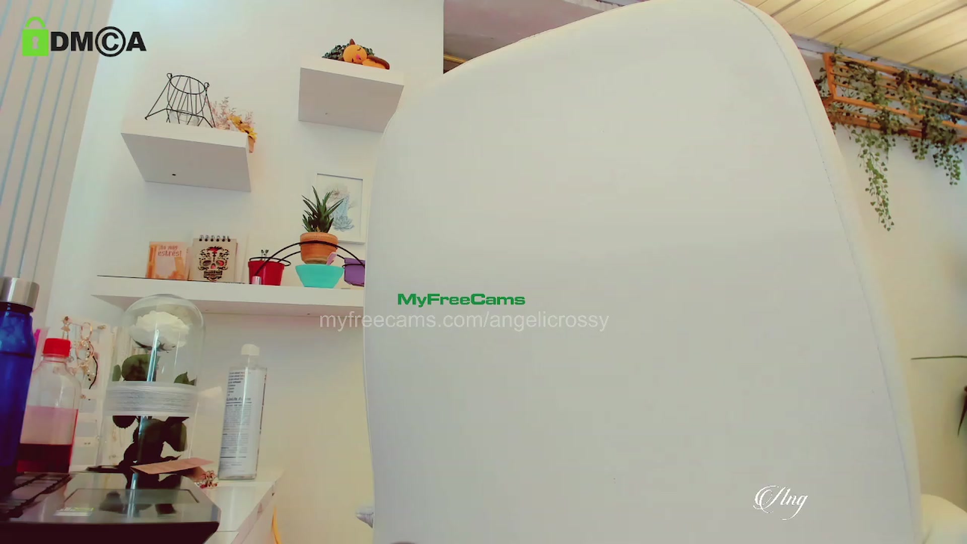 Gallery image thumbnail from AngelicRossy's myfreecams stream on, 05/24/2023, 18:15 image 1 of 20