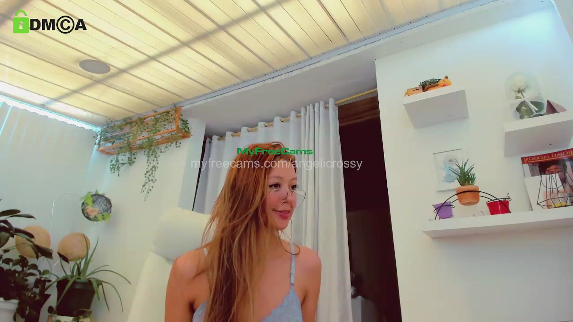 Gallery image thumbnail from AngelicRossy's myfreecams stream on, 09/26/2023, 18:31 image 16 of 20