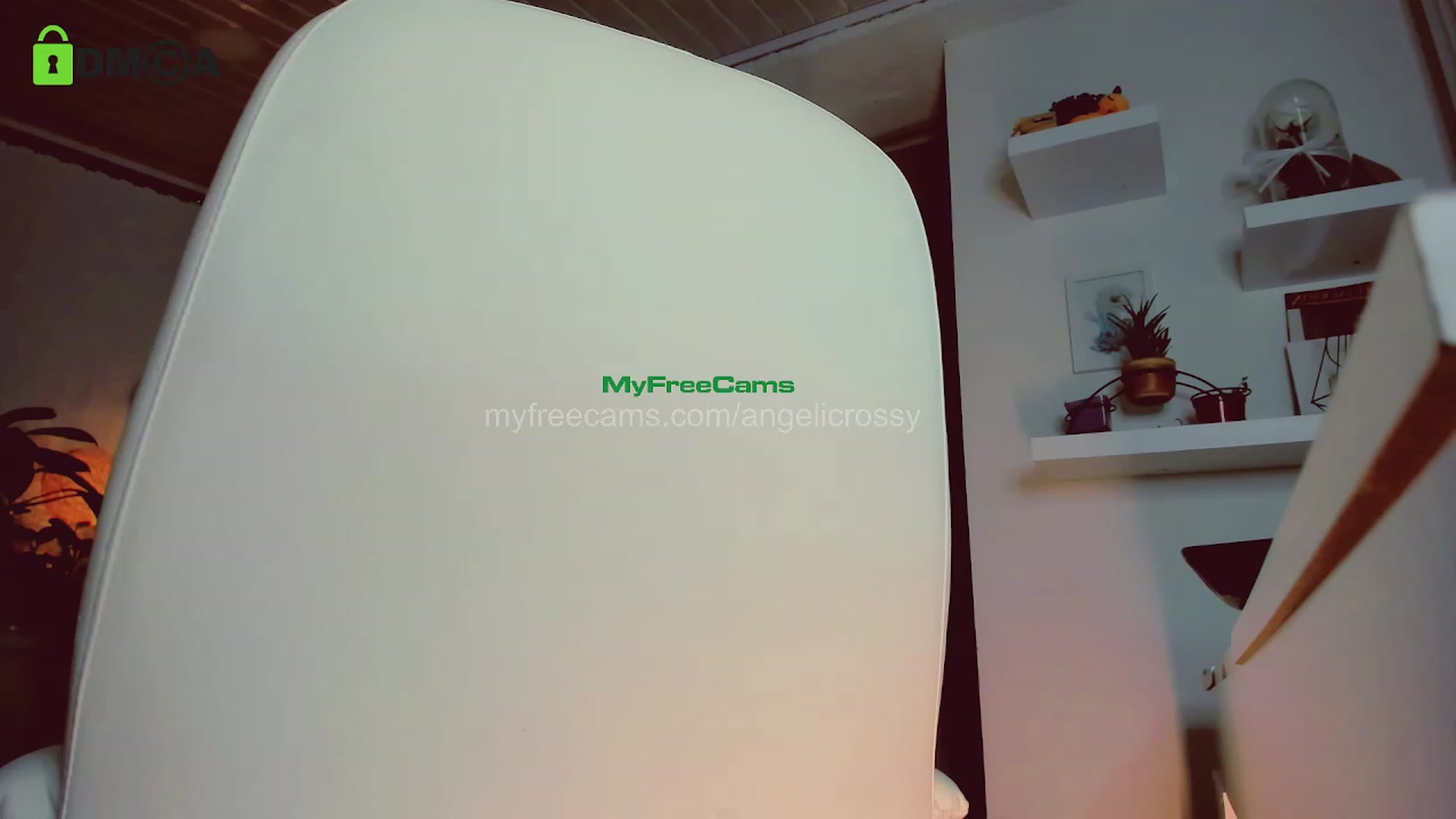 Gallery image thumbnail from AngelicRossy's myfreecams stream on, 10/13/2023, 24:00 image 17 of 20