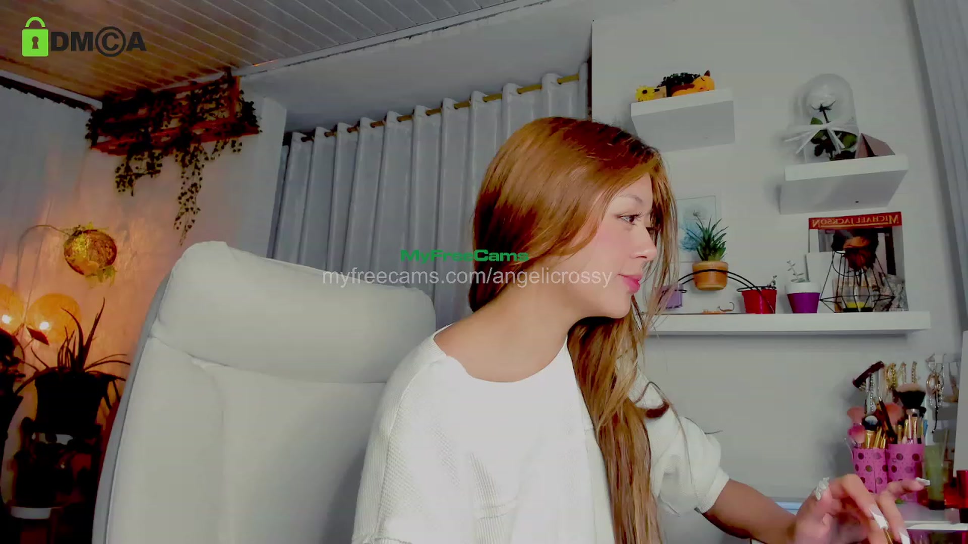 Gallery image thumbnail from AngelicRossy's myfreecams stream on, 11/10/2023, 01:15 image 19 of 20
