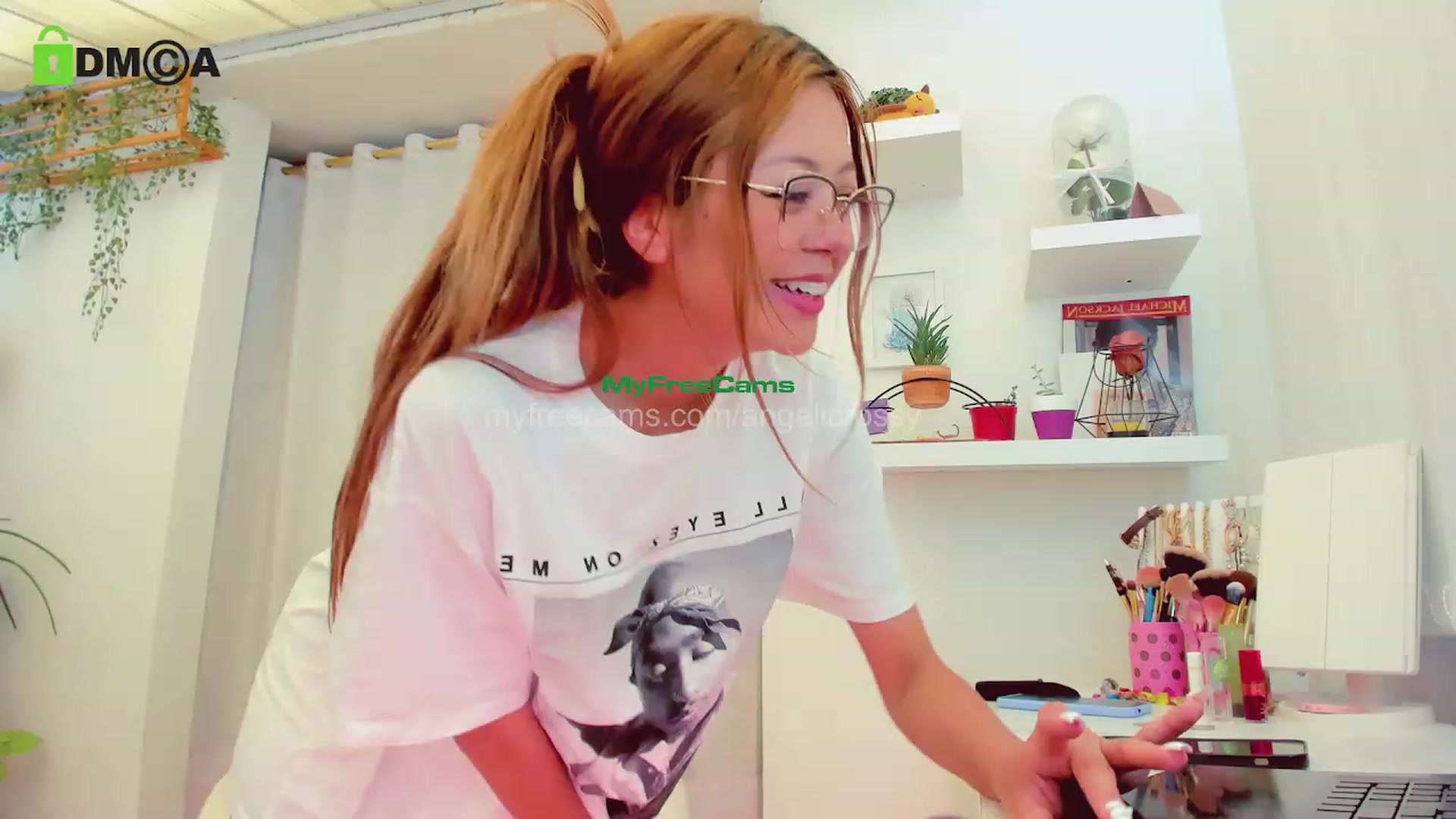 Gallery image thumbnail from AngelicRossy's myfreecams stream on, 11/10/2023, 17:07 image 4 of 20
