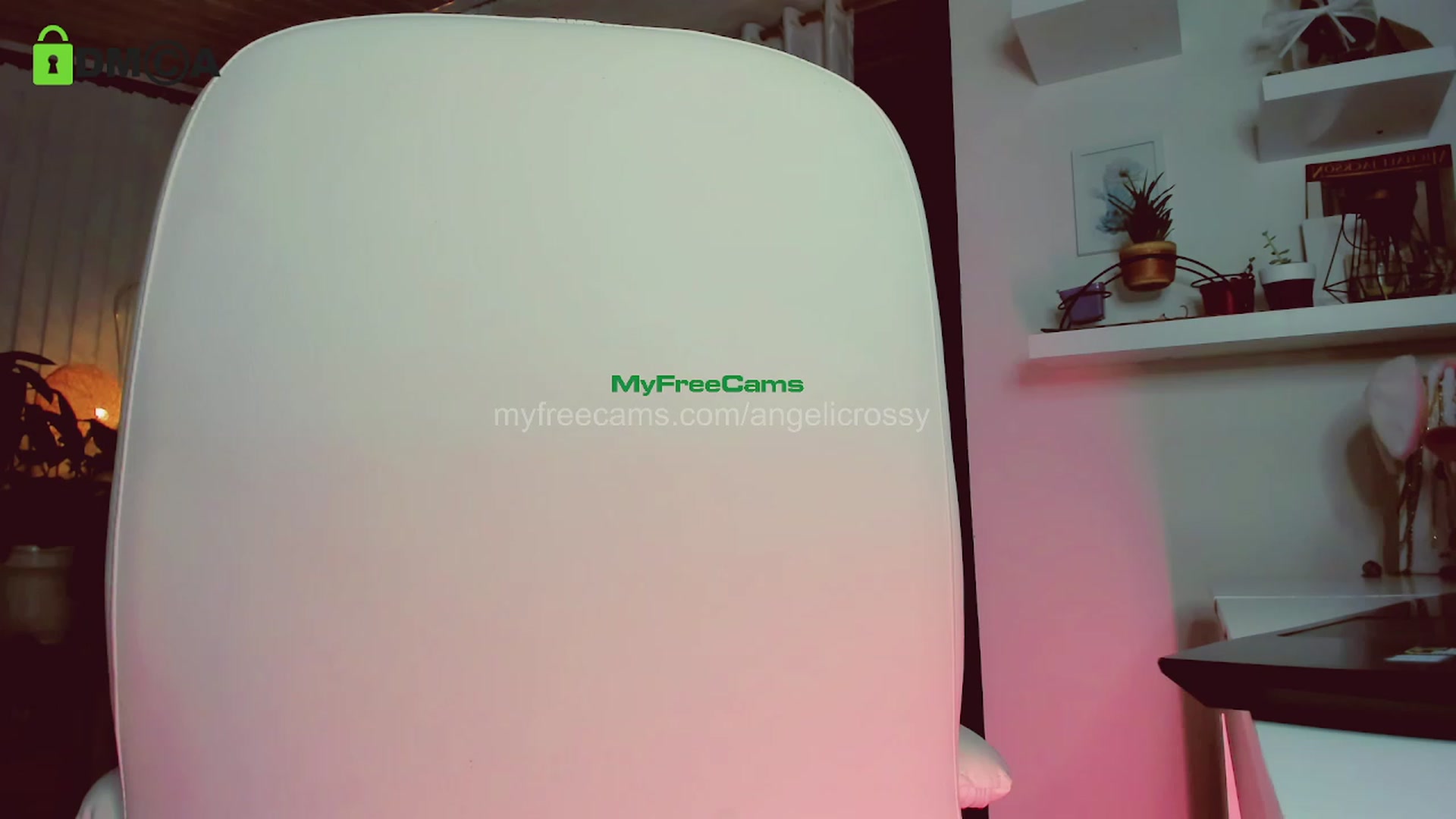 Gallery image thumbnail from AngelicRossy's myfreecams stream on, 11/15/2023, 24:47 image 15 of 20