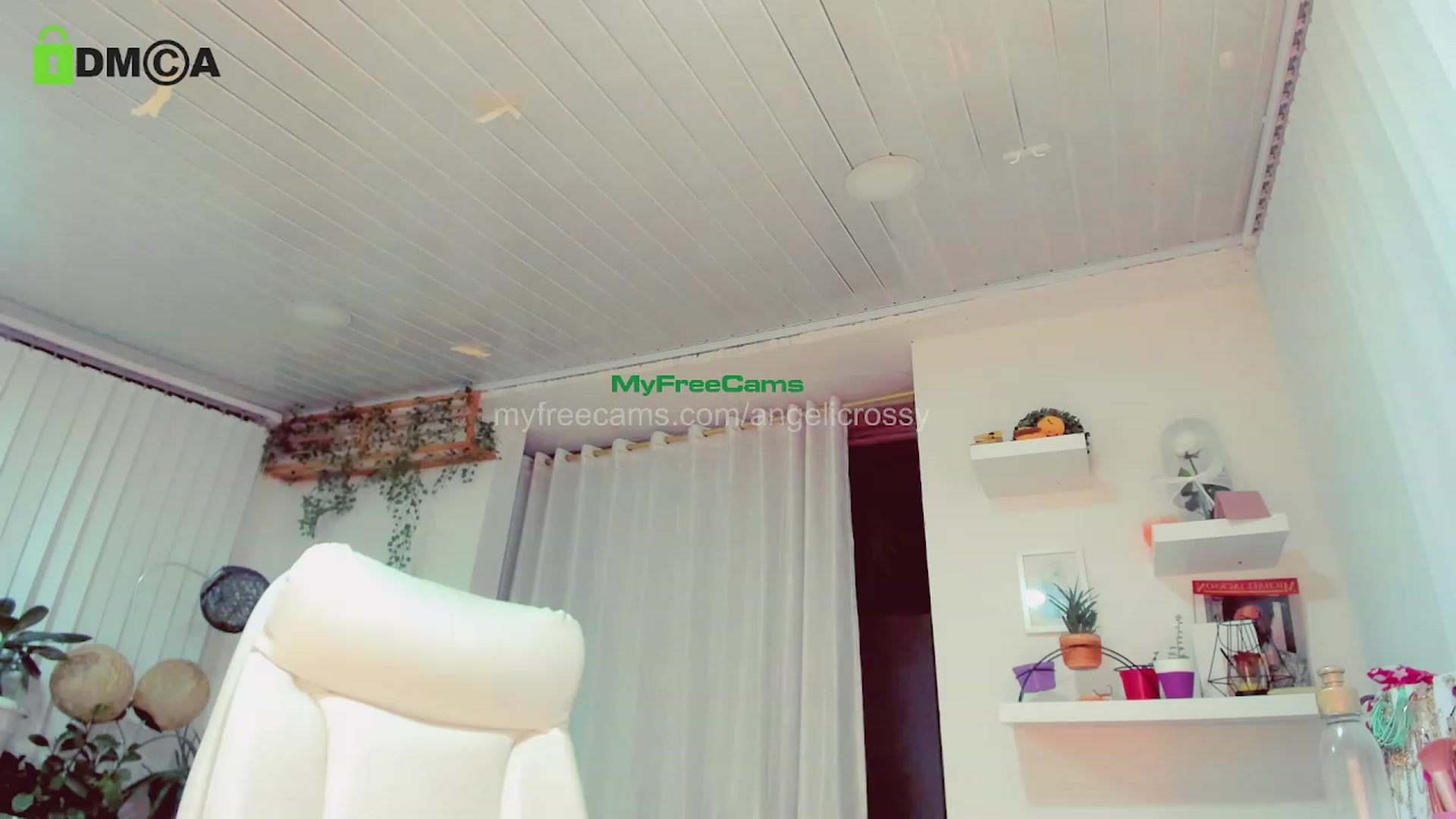 Gallery image thumbnail from AngelicRossy's myfreecams stream on, 02/01/2024, 24:45 image 14 of 20
