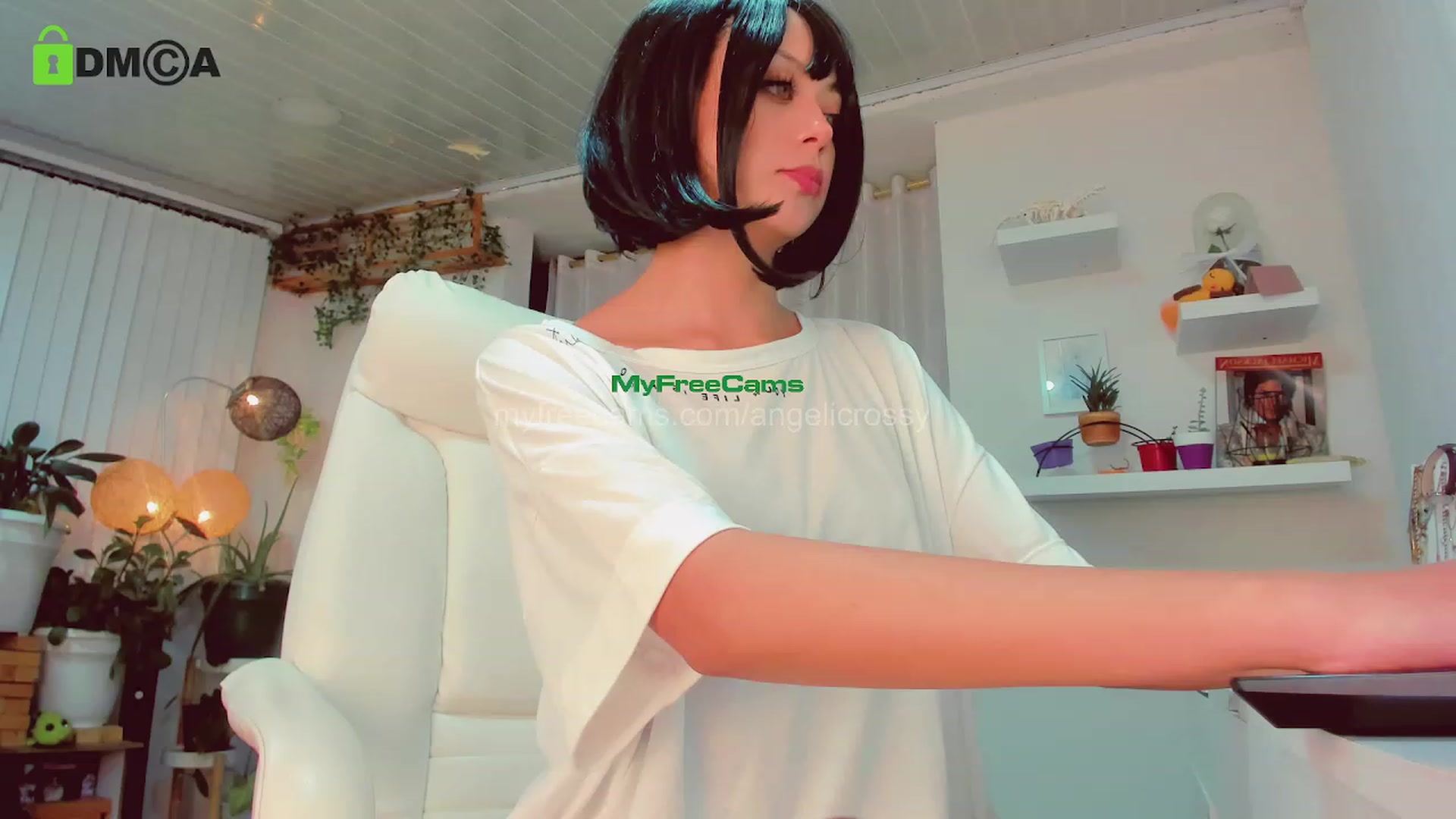 Gallery image thumbnail from AngelicRossy's myfreecams stream on, 02/09/2024, 01:16 image 4 of 20