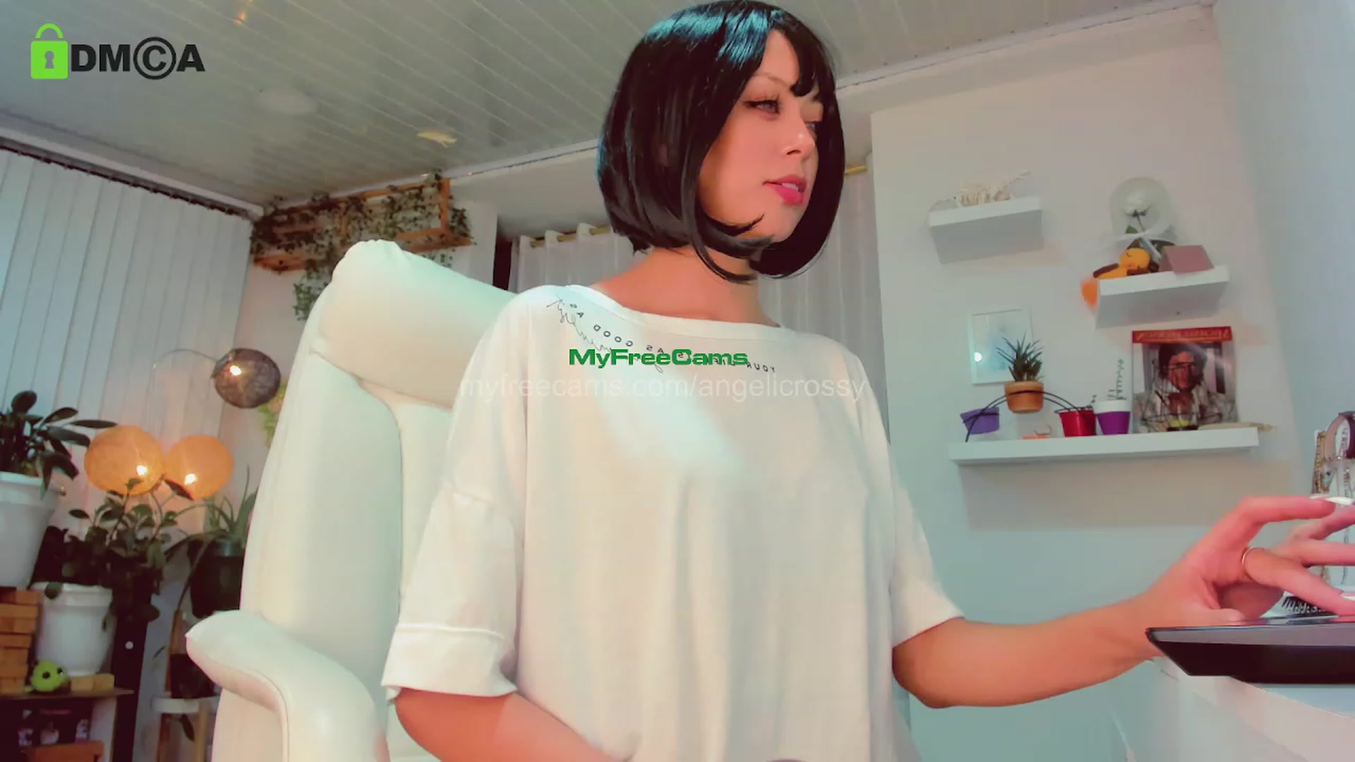 Gallery image thumbnail from AngelicRossy's myfreecams stream on, 02/09/2024, 01:16 image 1 of 20