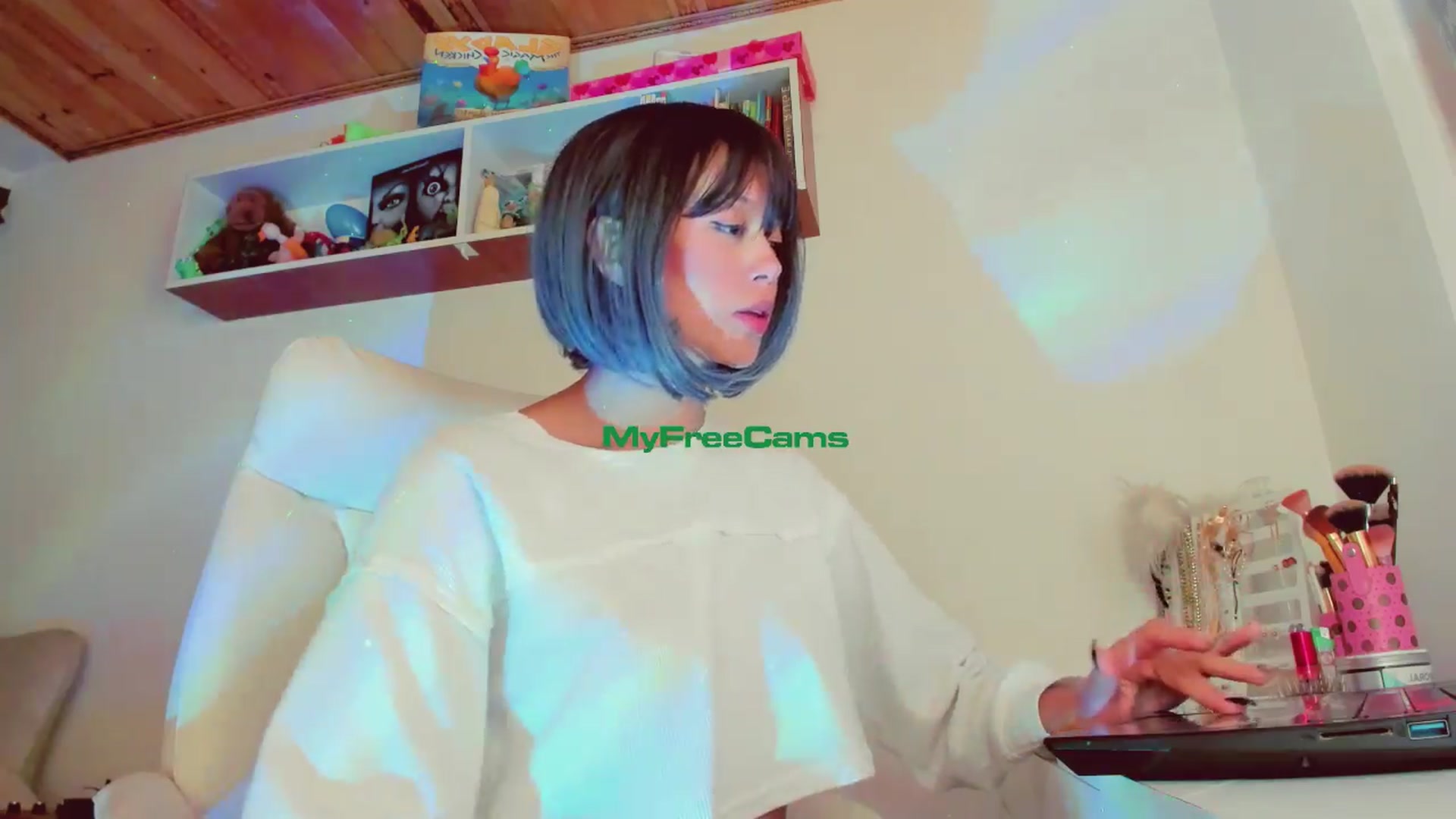 Gallery image thumbnail from AngelicRossy's myfreecams stream on, 04/03/2024, 21:02 image 3 of 20