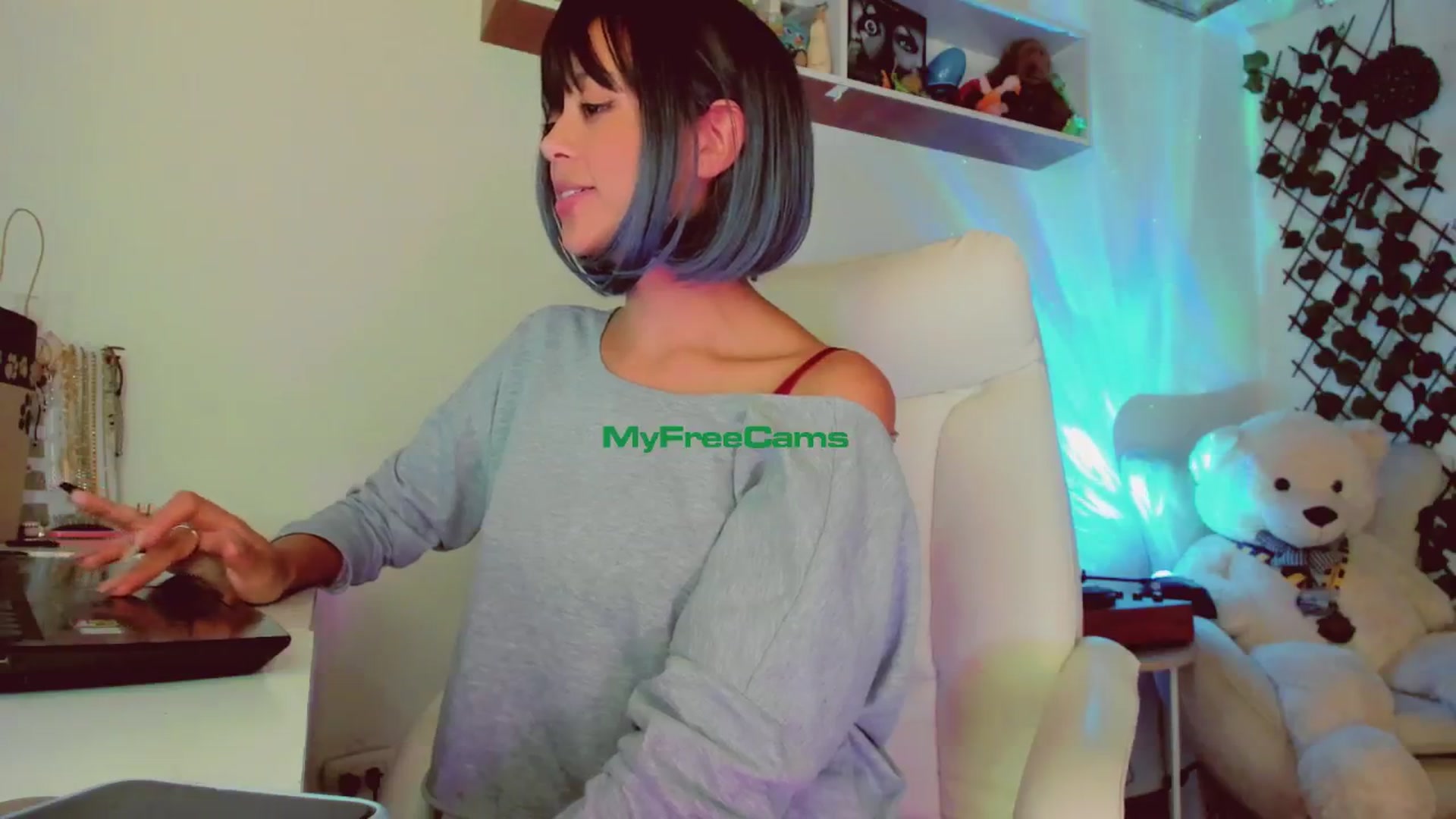 Gallery image thumbnail from AngelicRossy's myfreecams stream on, 04/30/2024, 21:43 image 2 of 20