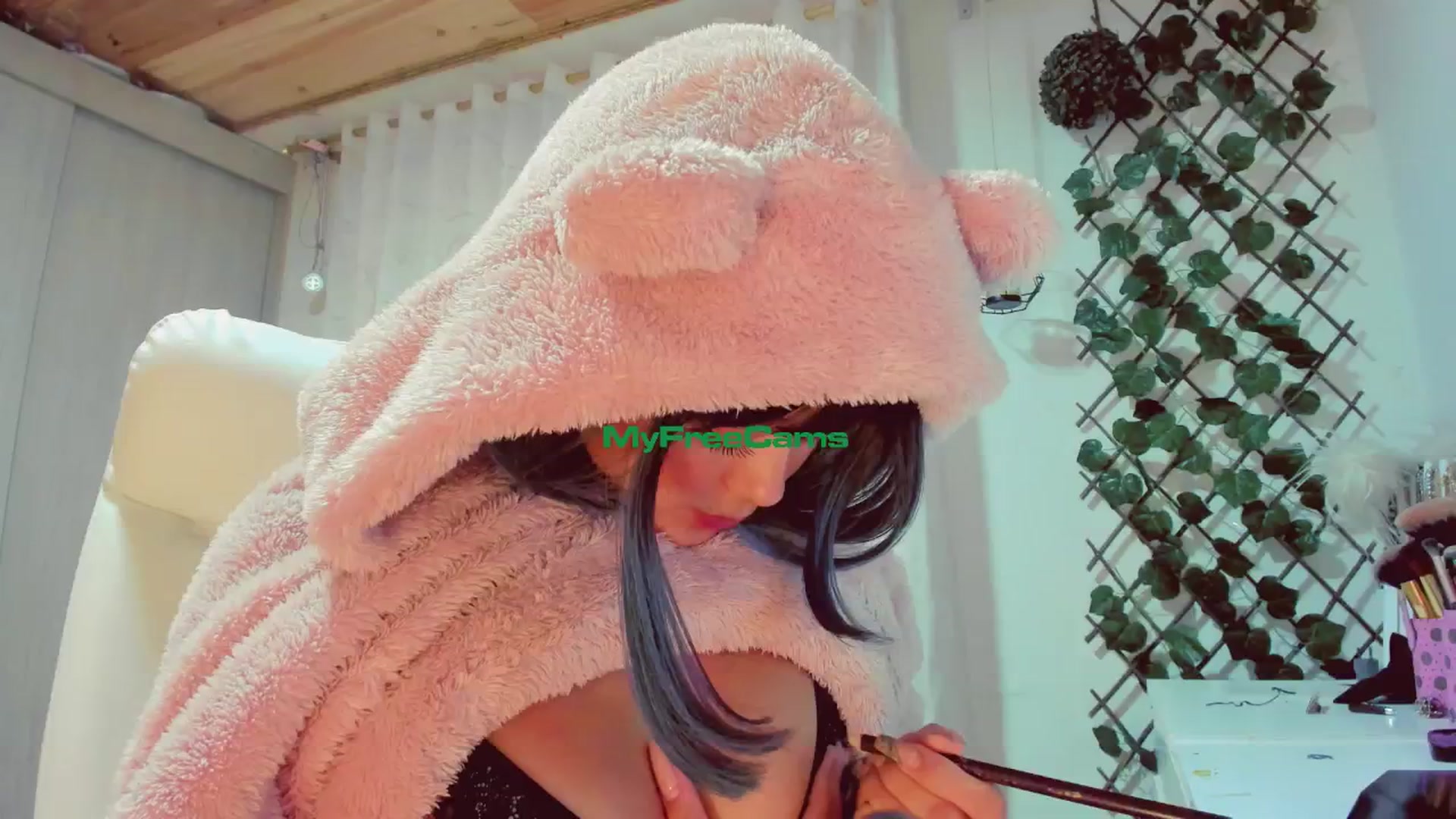 Gallery image thumbnail from AngelicRossy's myfreecams stream on, 05/10/2024, 22:58 image 9 of 20