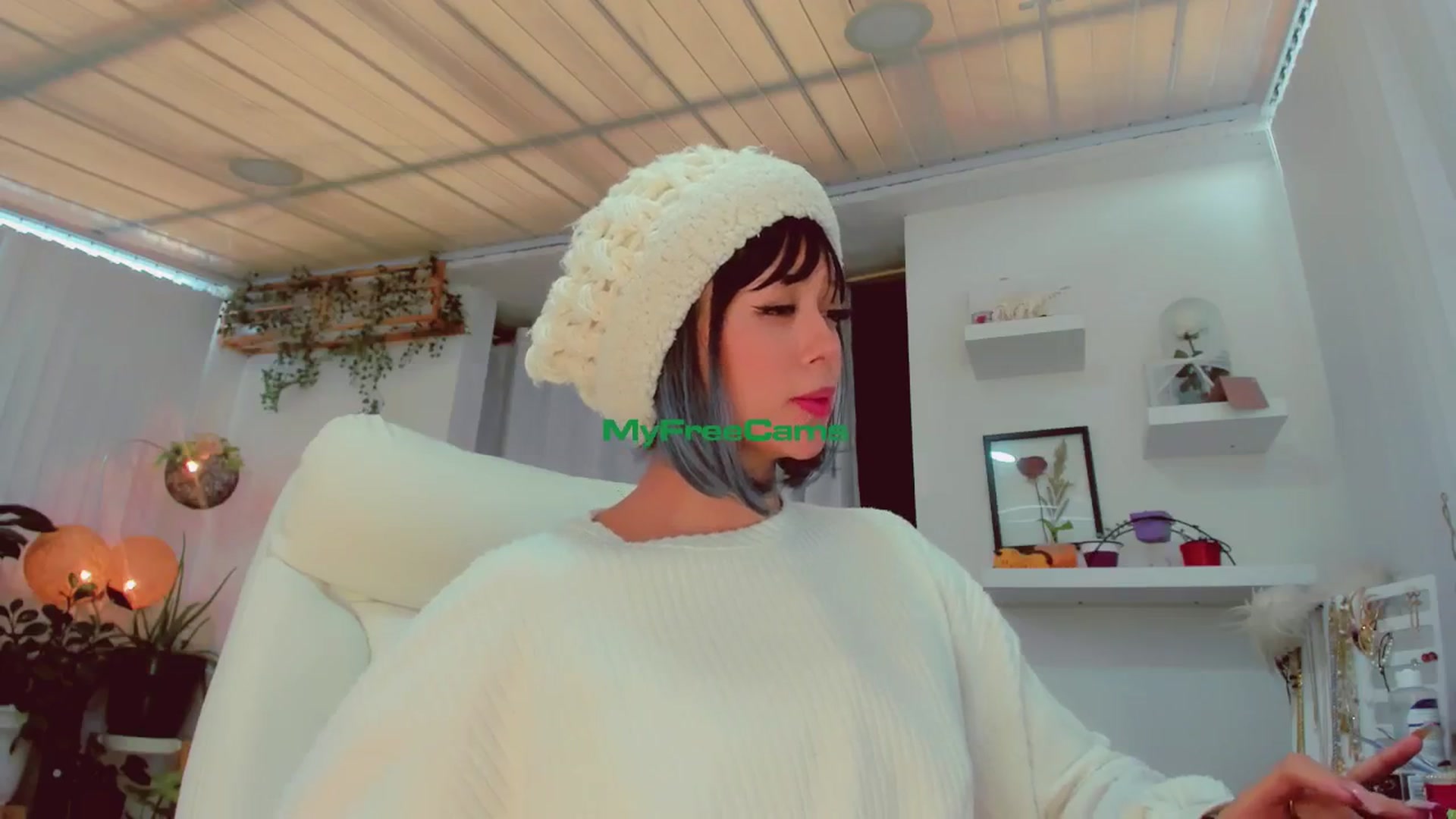 Gallery image thumbnail from AngelicRossy's myfreecams stream on, 06/19/2024, 17:48 image 11 of 20